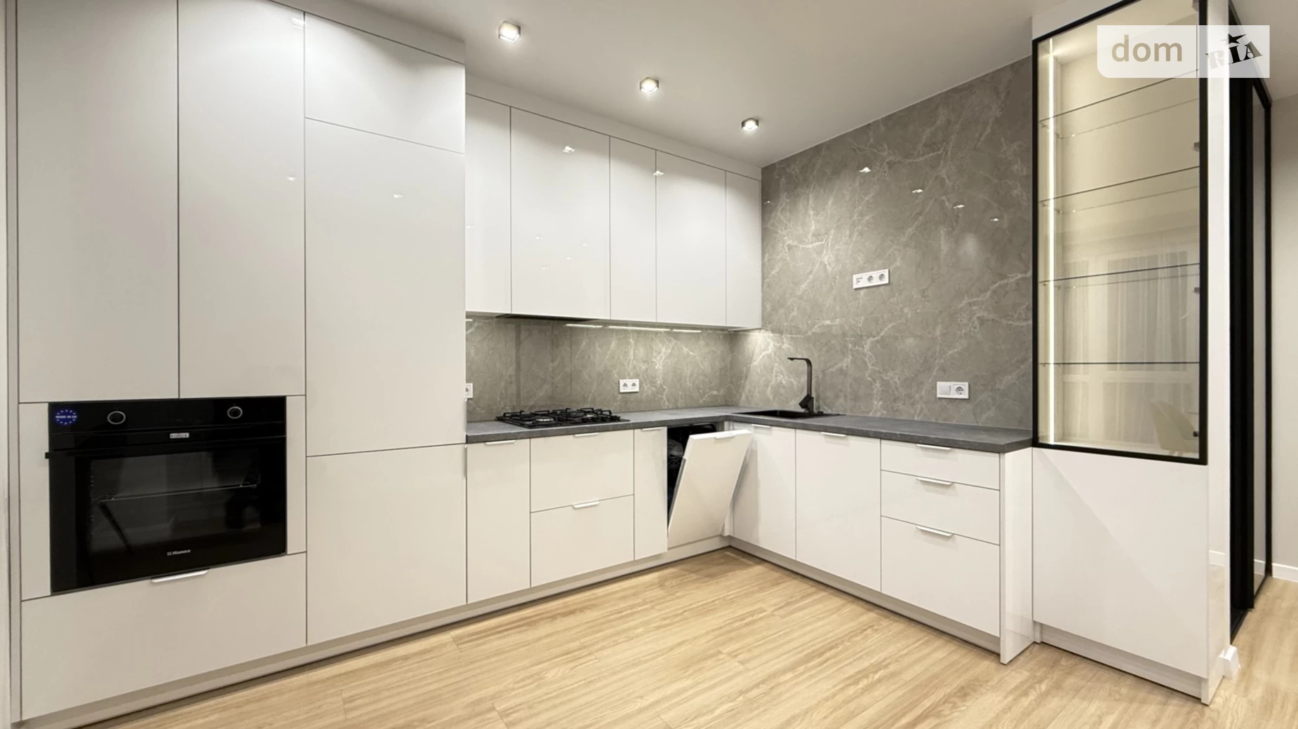 Продается 1-комнатная квартира 48 кв. м в Ровно, ул. Студенческая, 24А - фото 3