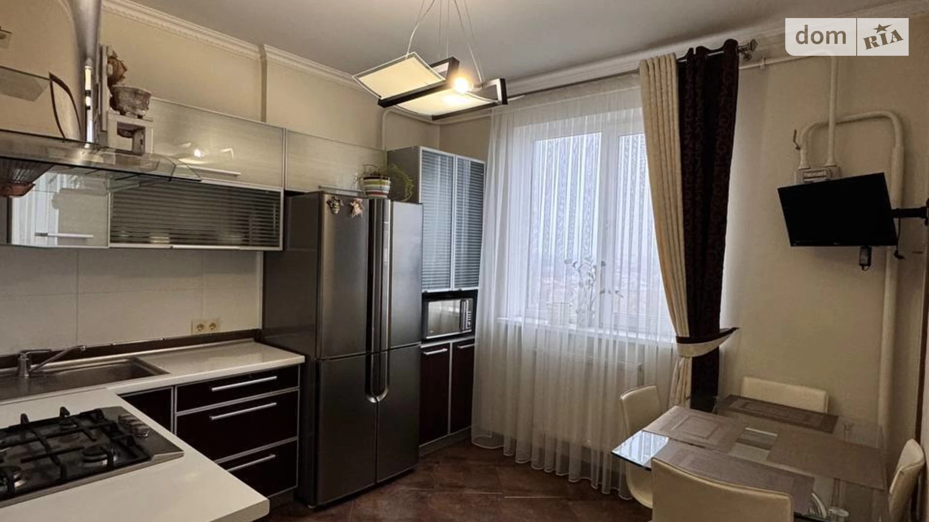 Продается 3-комнатная квартира 89.5 кв. м в Угорниках, ул. Тополиная, 2 - фото 3