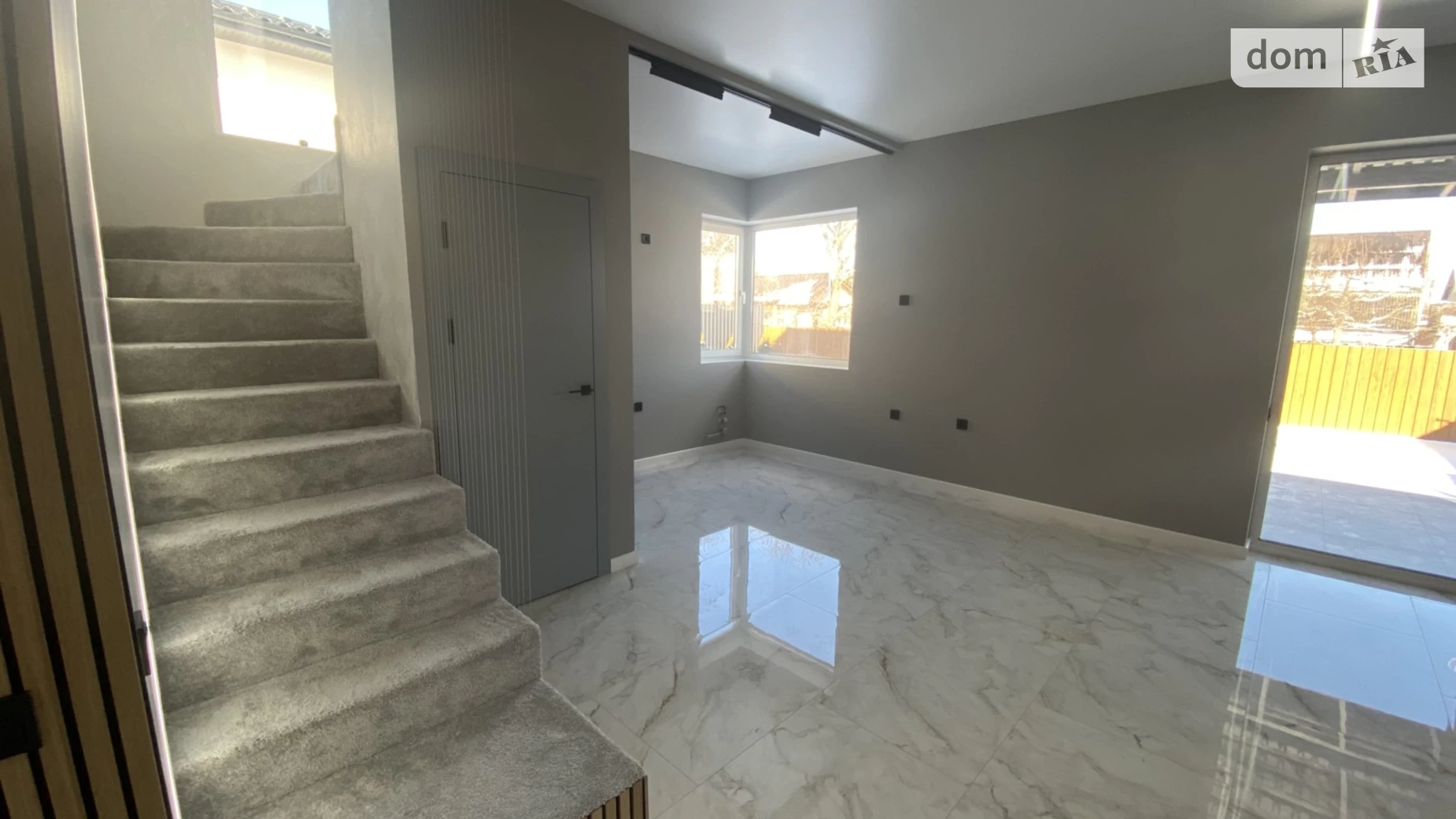 Продается дом на 2 этажа 120 кв. м с террасой, цена: 195000 $ - фото 2