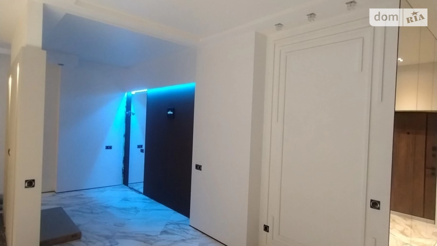 Продается 1-комнатная квартира 53 кв. м в Киеве, ул. Андрея Верхогляда(Драгомирова), 14А - фото 4