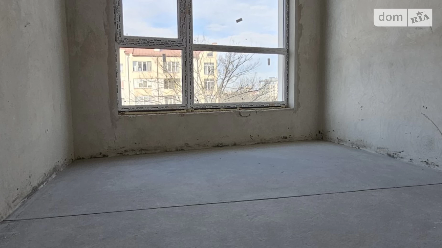 Продается 1-комнатная квартира 55 кв. м в Ивано-Франковске, ул. Вовчинецька - фото 2