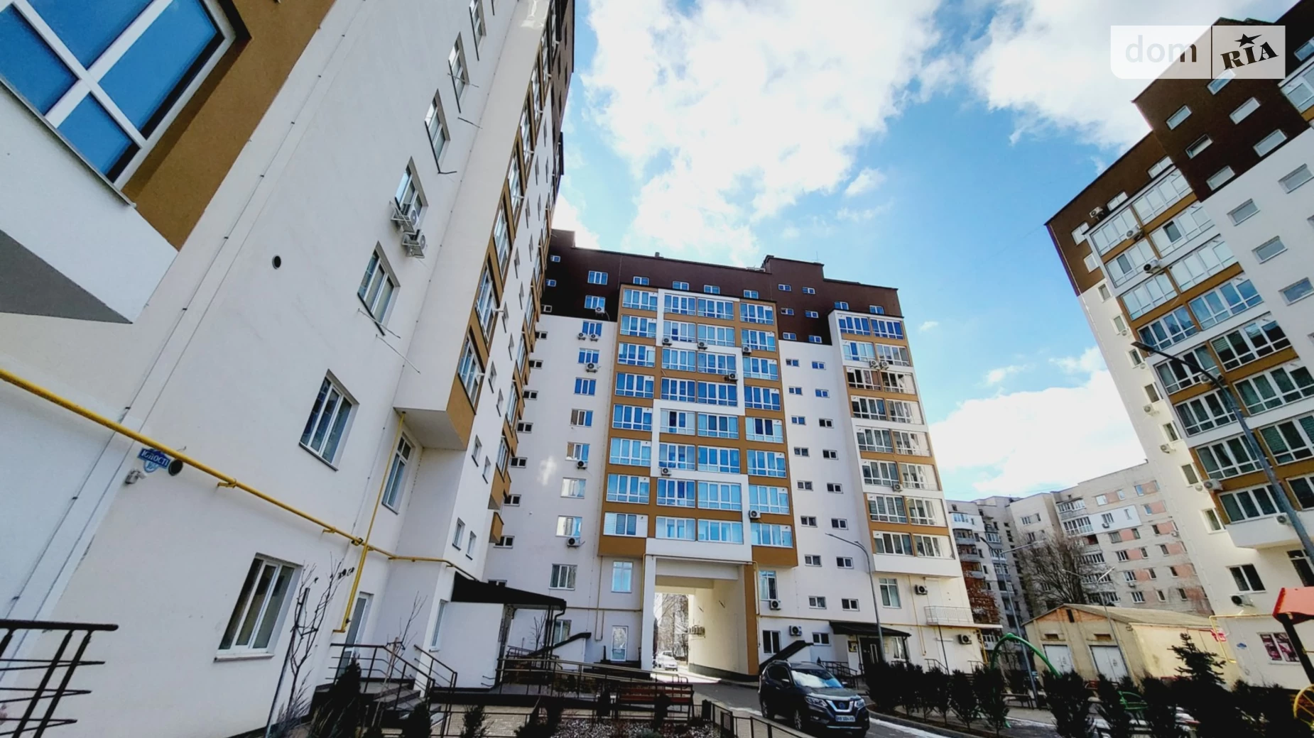 Продается 2-комнатная квартира 63 кв. м в Виннице, просп. Юности - фото 2