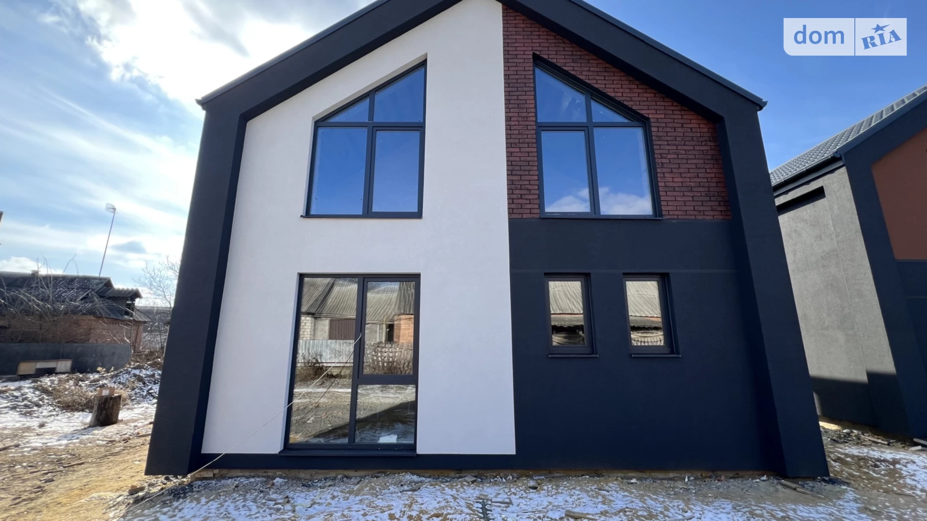 Продается дом на 2 этажа 120 кв. м с балконом, цена: 84999 $ - фото 2