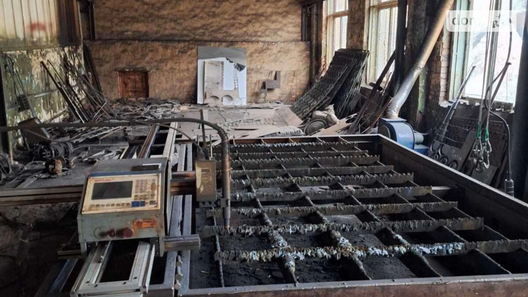 Продается помещения свободного назначения 7610 кв. м в 3-этажном здании, цена: 400000 $ - фото 2