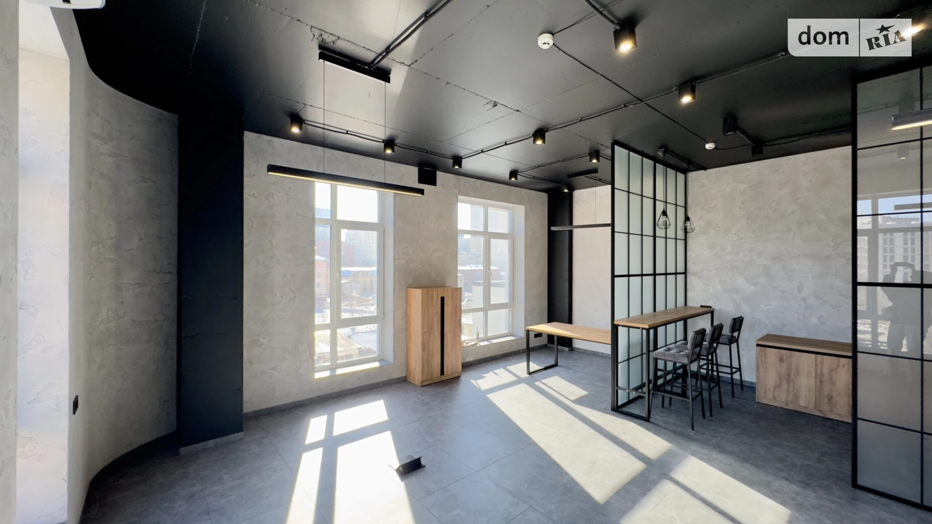 Сдается в аренду офис 47.7 кв. м в бизнес-центре, цена: 31000 грн - фото 2