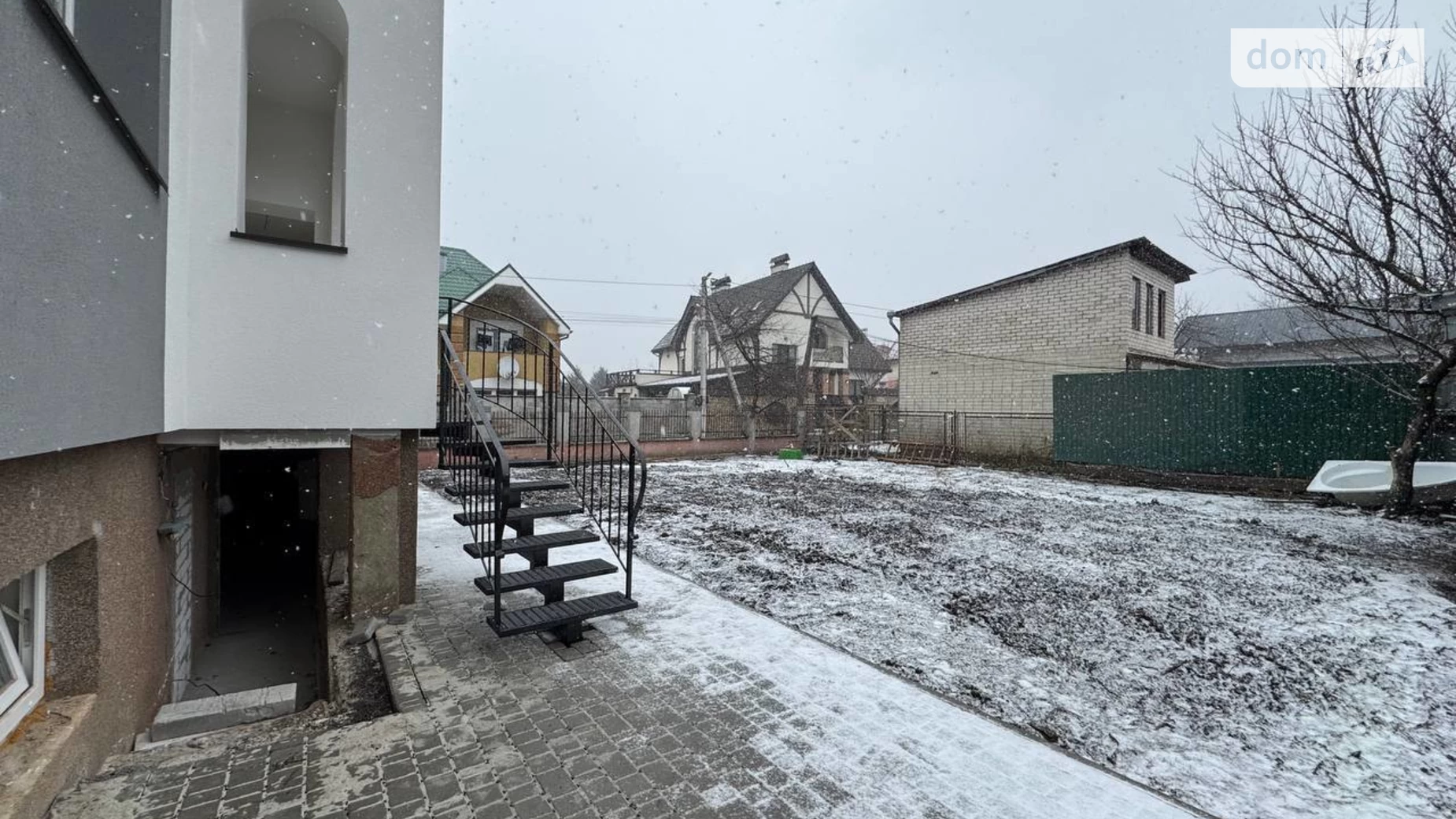 Продается дом на 2 этажа 300 кв. м с баней/сауной, цена: 225000 $ - фото 3