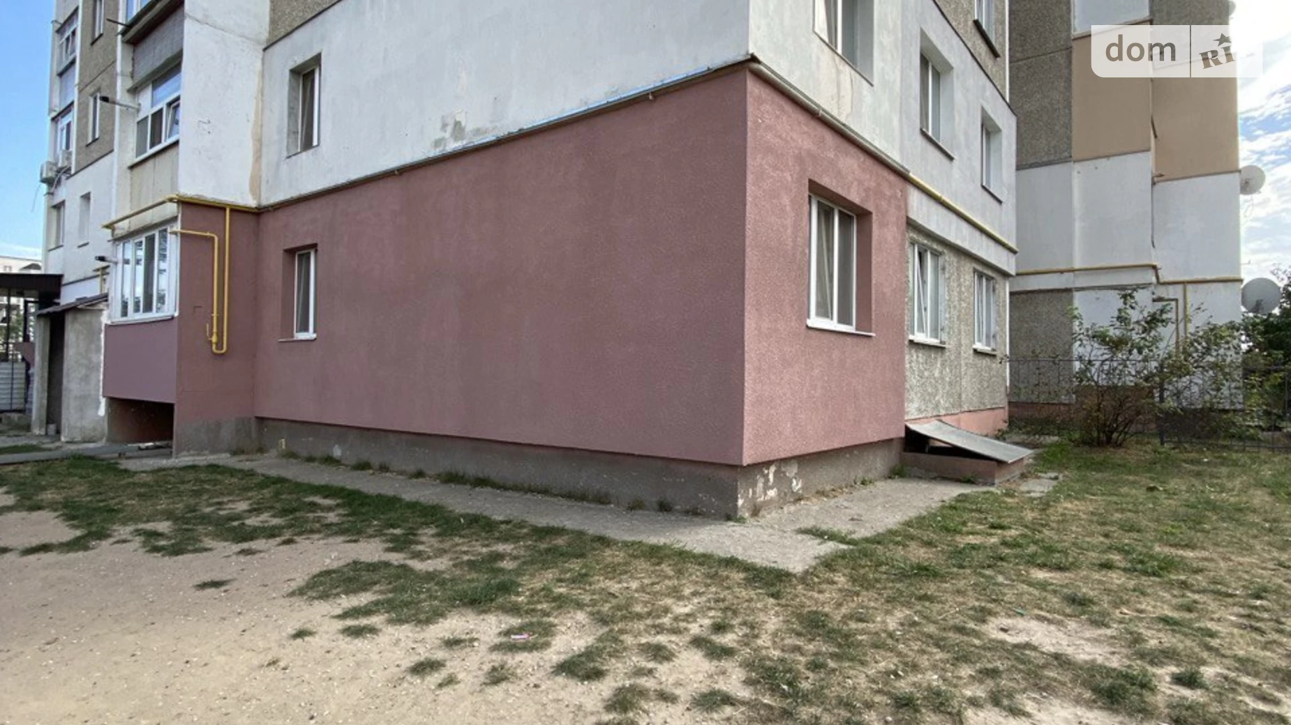 Продается 1-комнатная квартира 50.1 кв. м в Чернигове, ул. Красносельского, 49 - фото 4