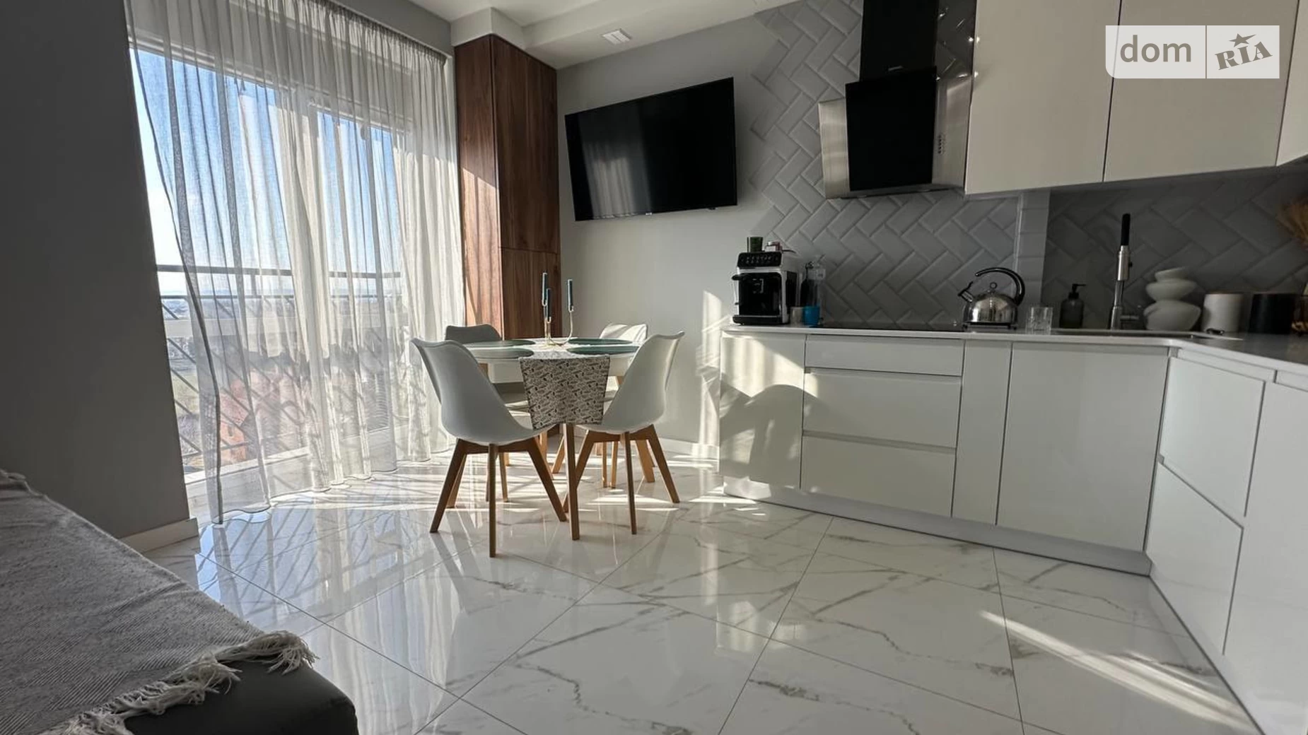 Продается 2-комнатная квартира 58 кв. м в Ивано-Франковске, цена: 99000 $ - фото 3