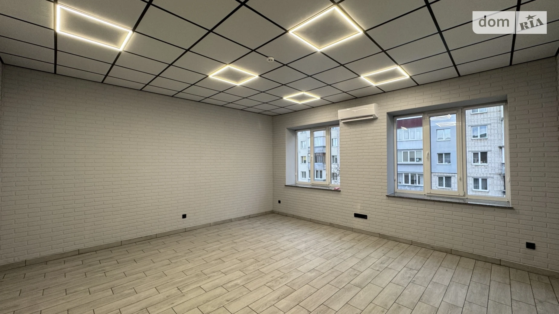 Сдается в аренду офис 30 кв. м в бизнес-центре, цена: 14999 грн - фото 2