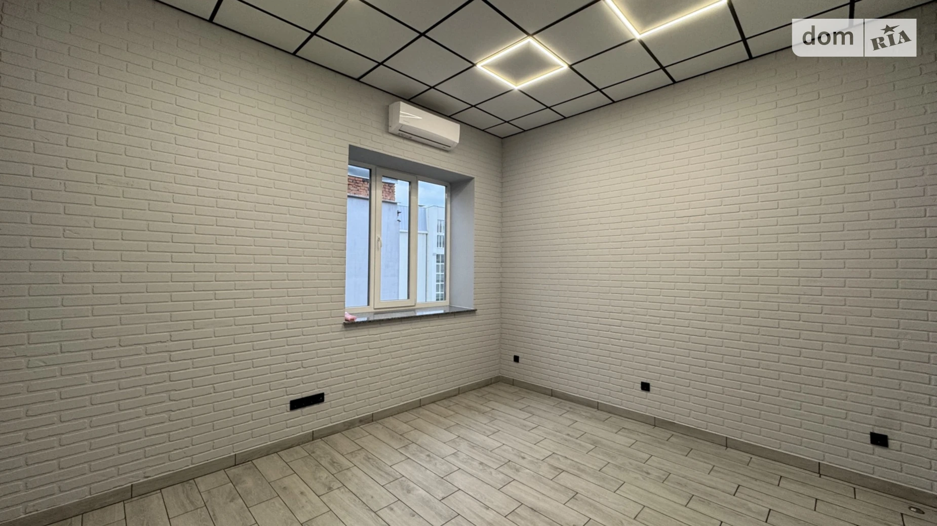 Сдается в аренду офис 16 кв. м в бизнес-центре, цена: 8500 грн - фото 2