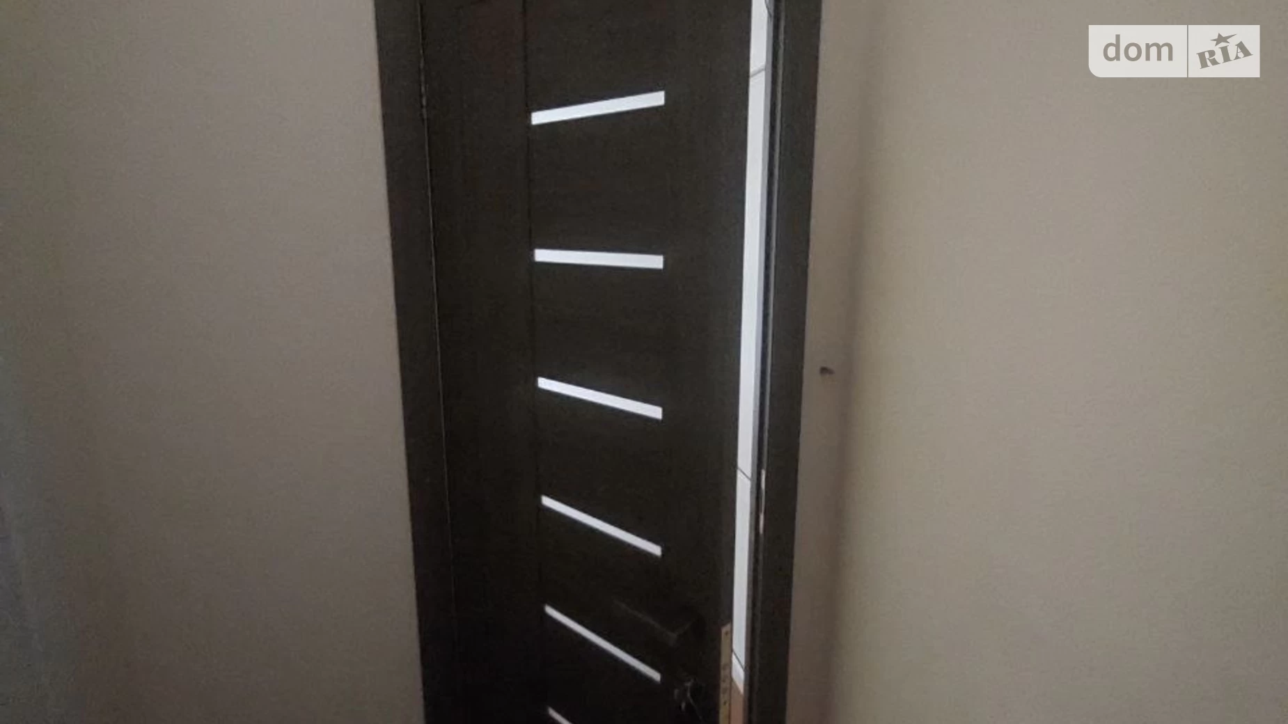 Сдается в аренду офис 63 кв. м в бизнес-центре, цена: 750 $ - фото 4