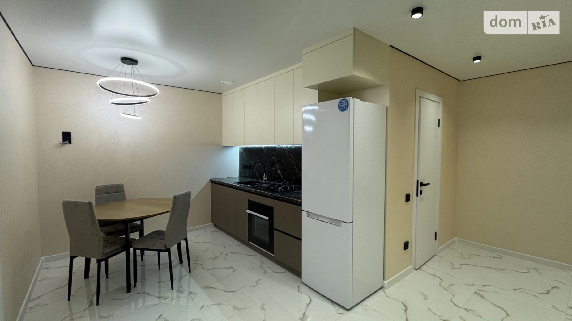 2-комнатная квартира 56 кв. м в Тернополе, ул. Киевская, 9Д - фото 2