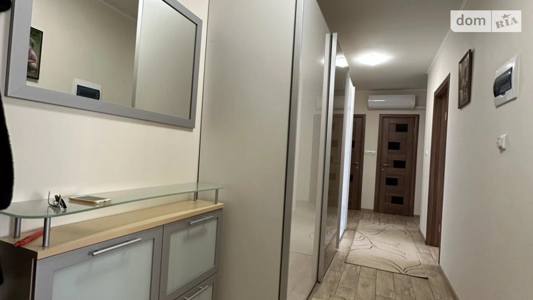 Продается 2-комнатная квартира 76.3 кв. м в Ужгороде, ул. Другетов, 112 - фото 3
