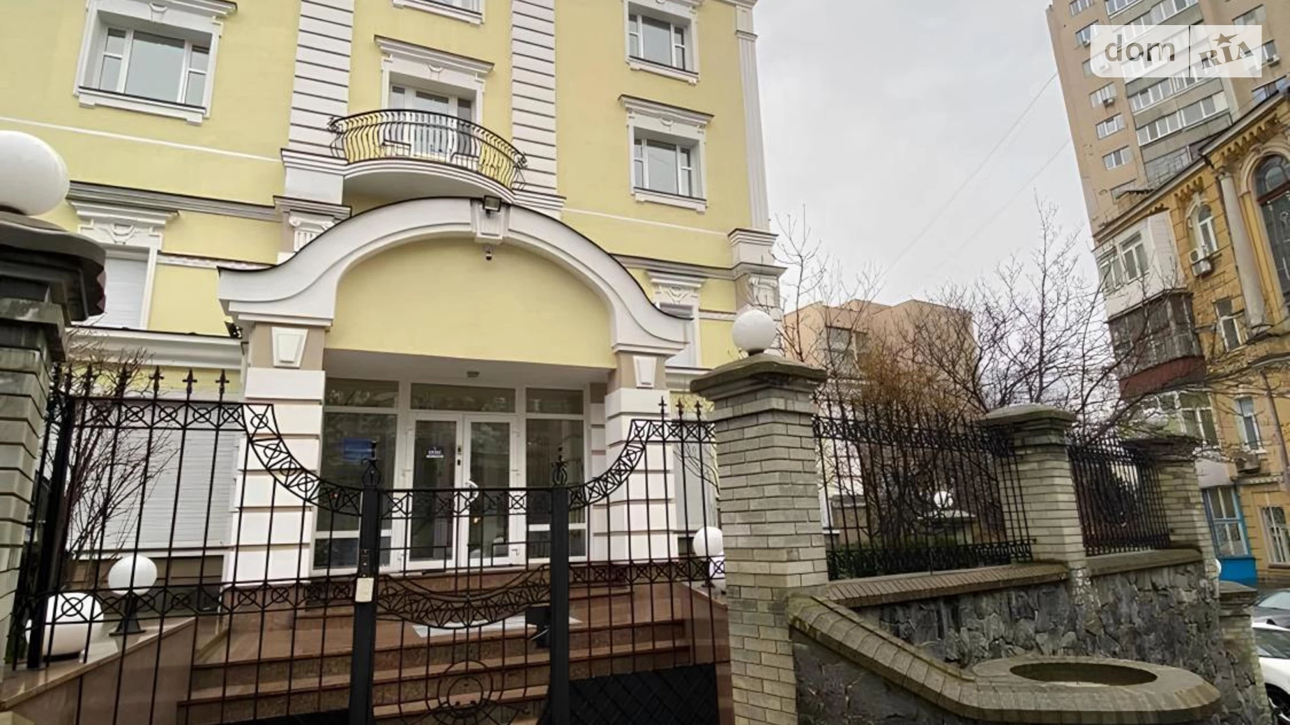 Продається офіс 1700 кв. м в бізнес-центрі, цена: 5000000 $ - фото 2
