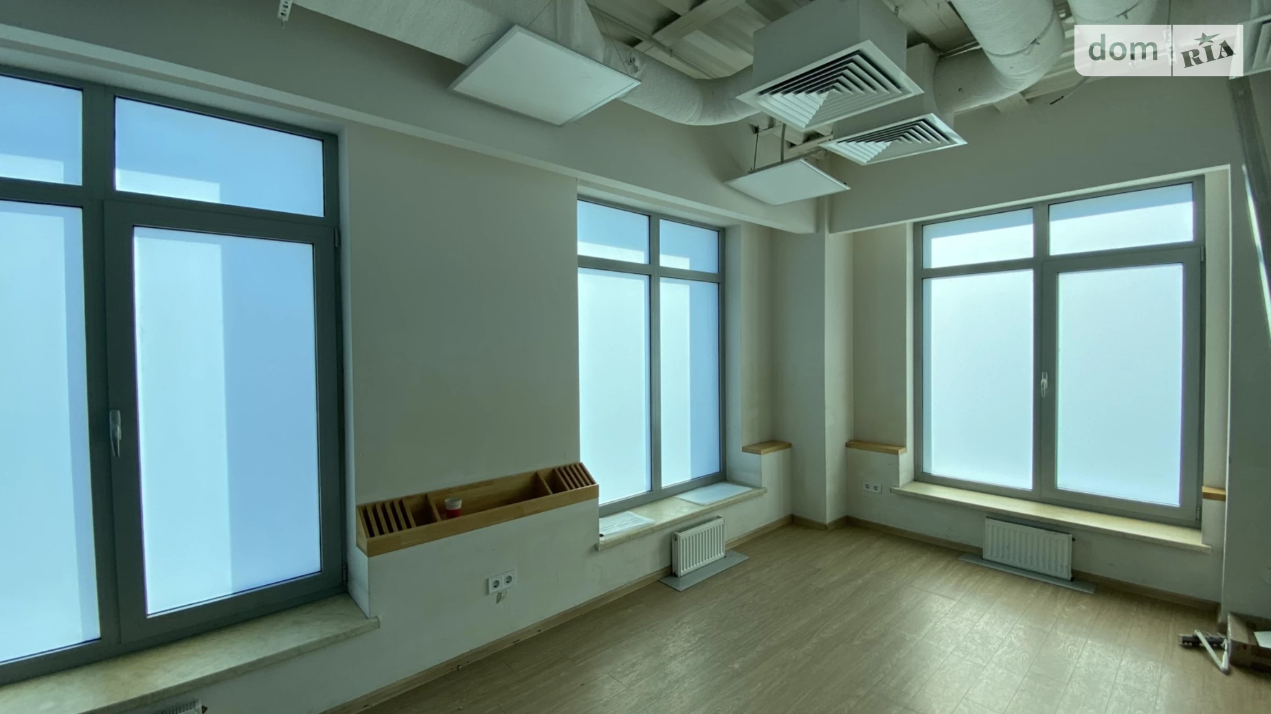 Сдается в аренду офис 1066 кв. м в бизнес-центре, цена: 11726 $ - фото 4