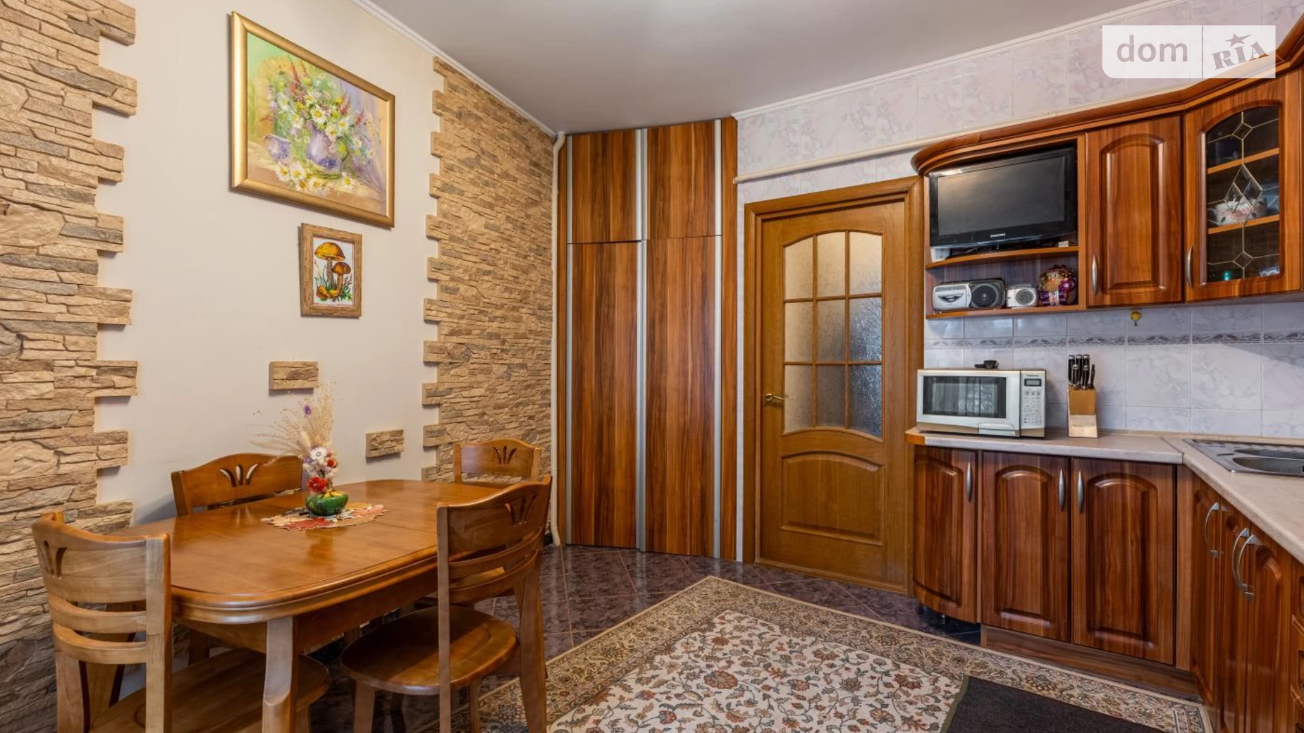 Продается 2-комнатная квартира 61.4 кв. м в Львове, ул. Нежинская, 16А - фото 2