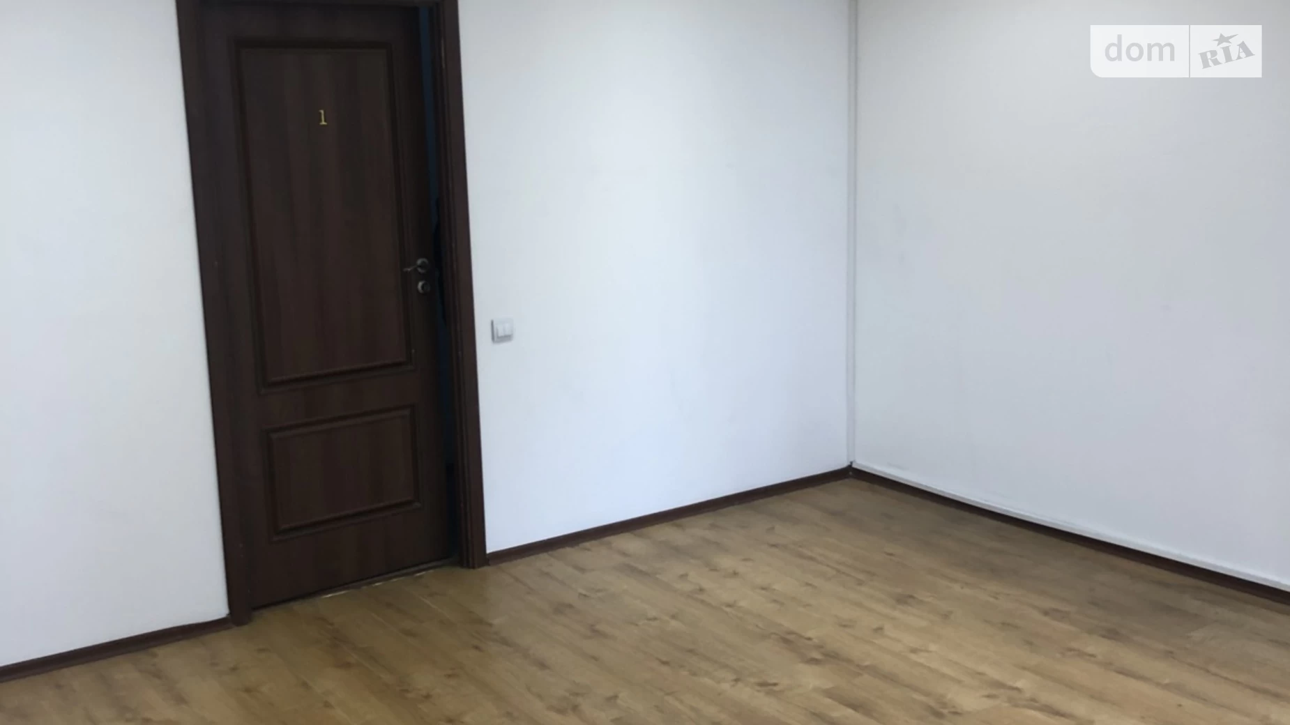 Здається в оренду офіс 35.5 кв. м в бізнес-центрі, цена: 249 $ - фото 4