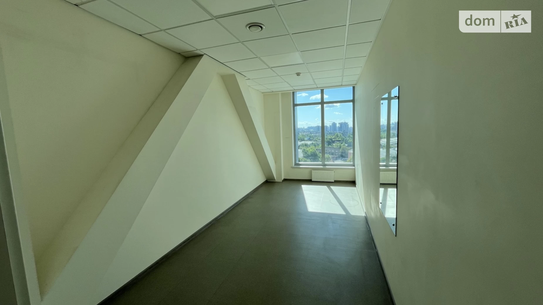 Сдается в аренду офис 687 кв. м в бизнес-центре, цена: 7557 $ - фото 5
