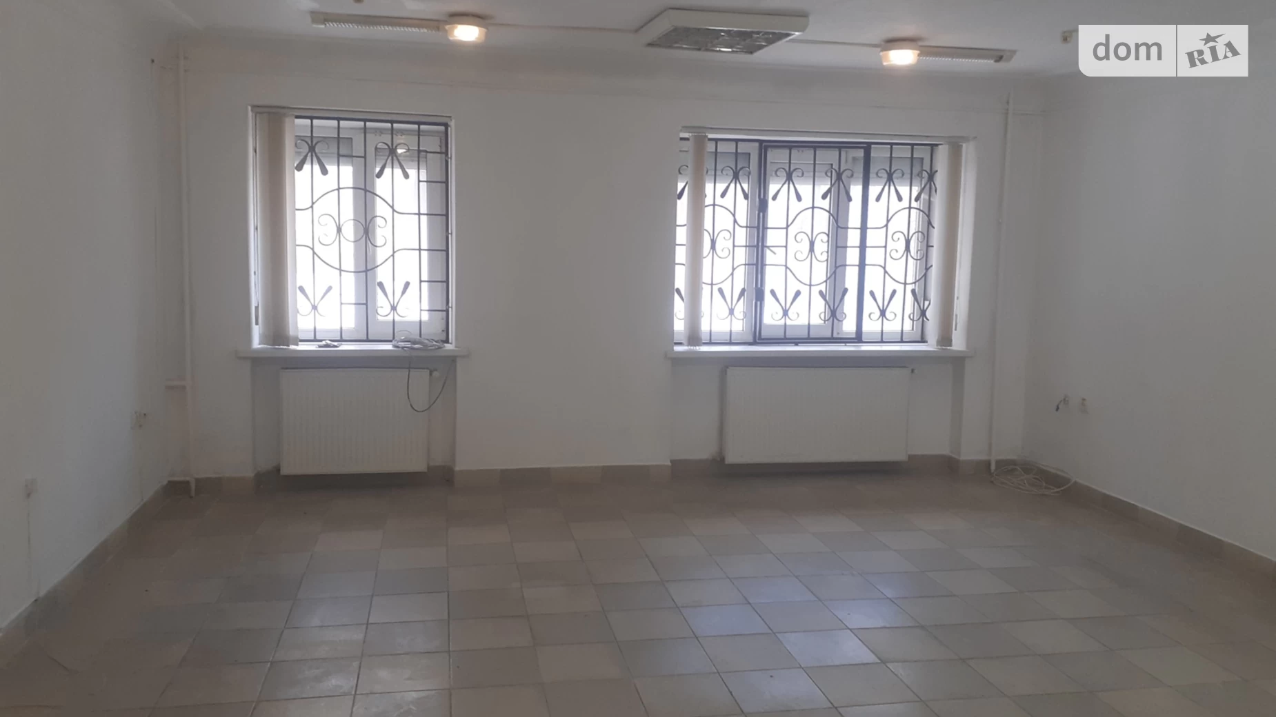 Продается помещения свободного назначения 55 кв. м в 5-этажном здании, цена: 76000 $ - фото 4