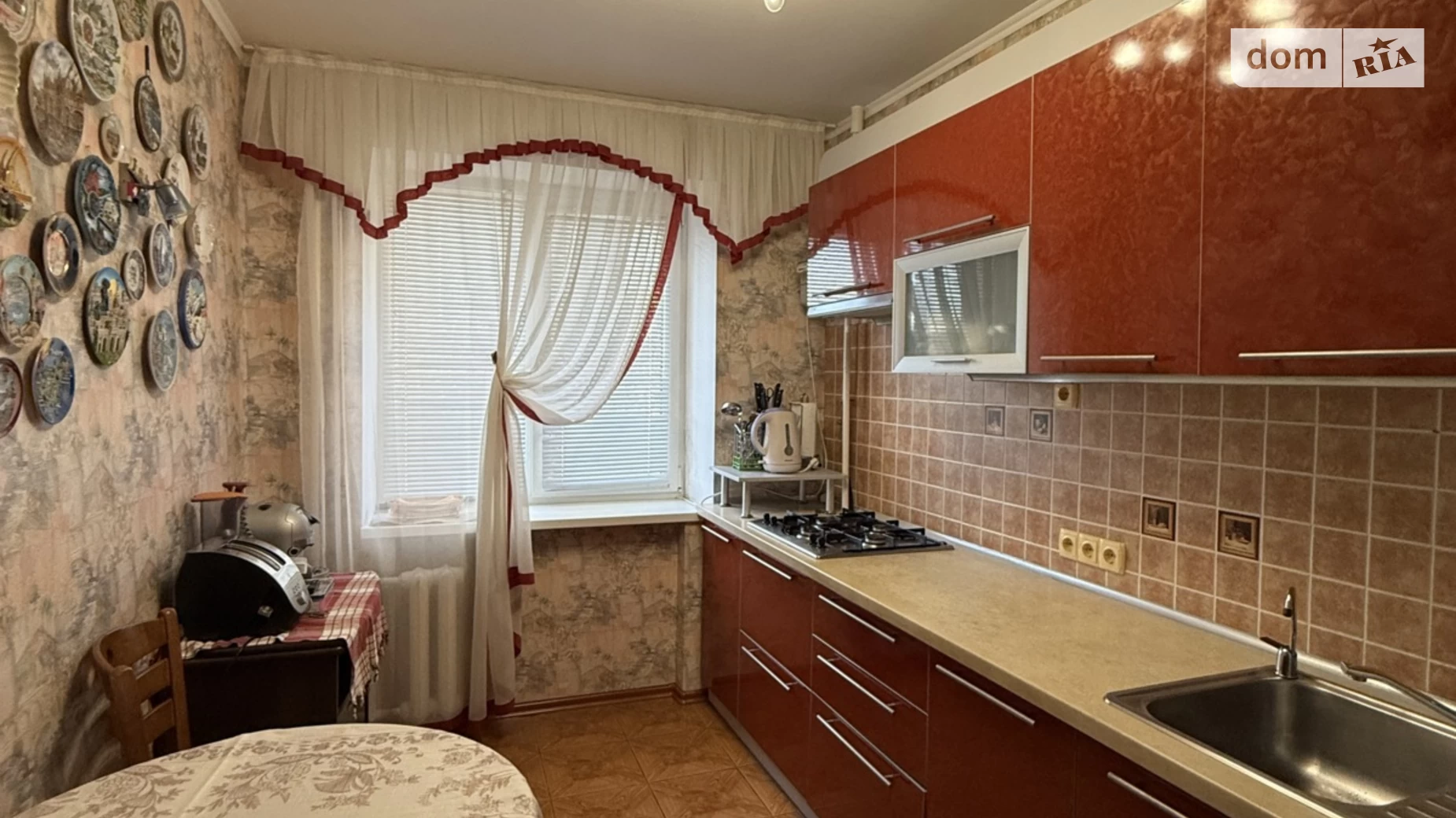 Продается 4-комнатная квартира 80 кв. м в Черкассах, ул. Гоголя, 258 - фото 2
