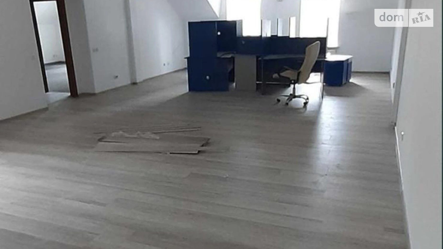 Сдается в аренду офис 122 кв. м в бизнес-центре, цена: 21960 грн - фото 3