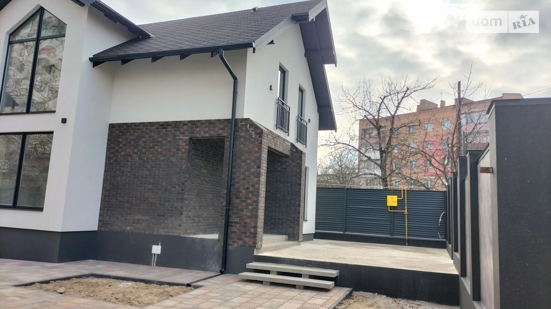 Продается дом на 2 этажа 136 кв. м с беседкой, цена: 199000 $ - фото 3