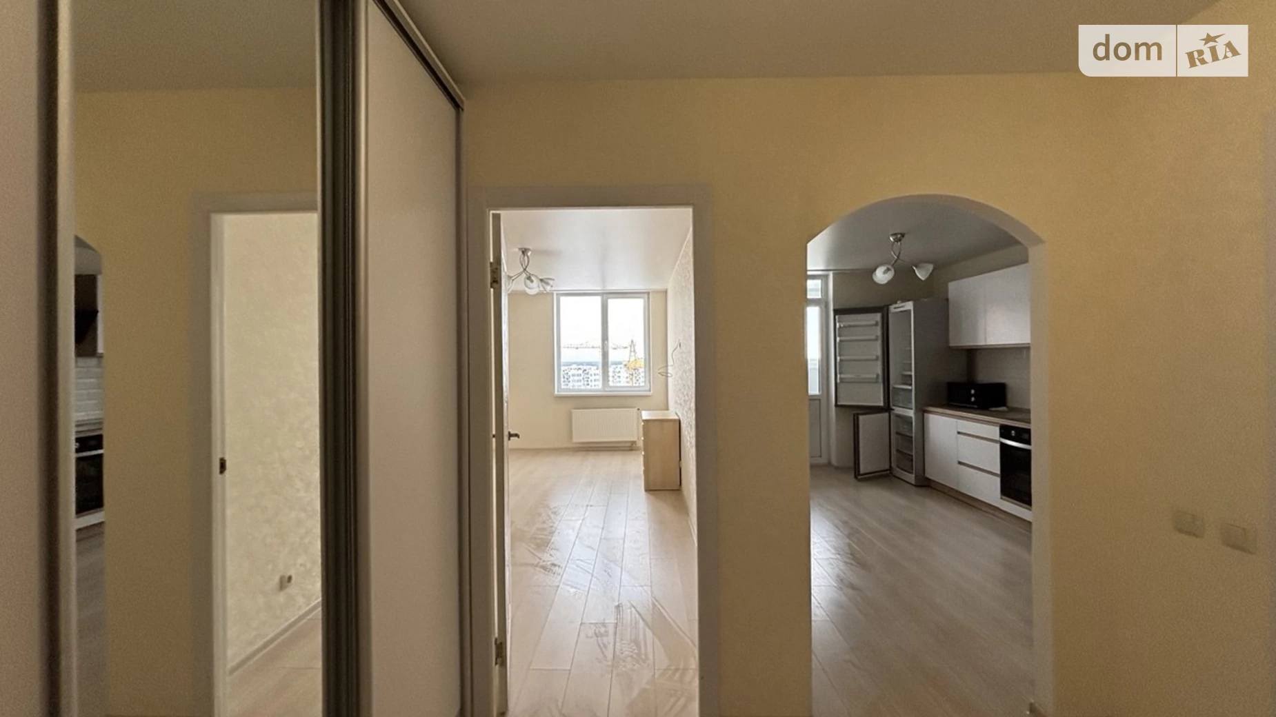 Продается 1-комнатная квартира 45.2 кв. м в Броварах, ул. Симоненко, 111 - фото 4
