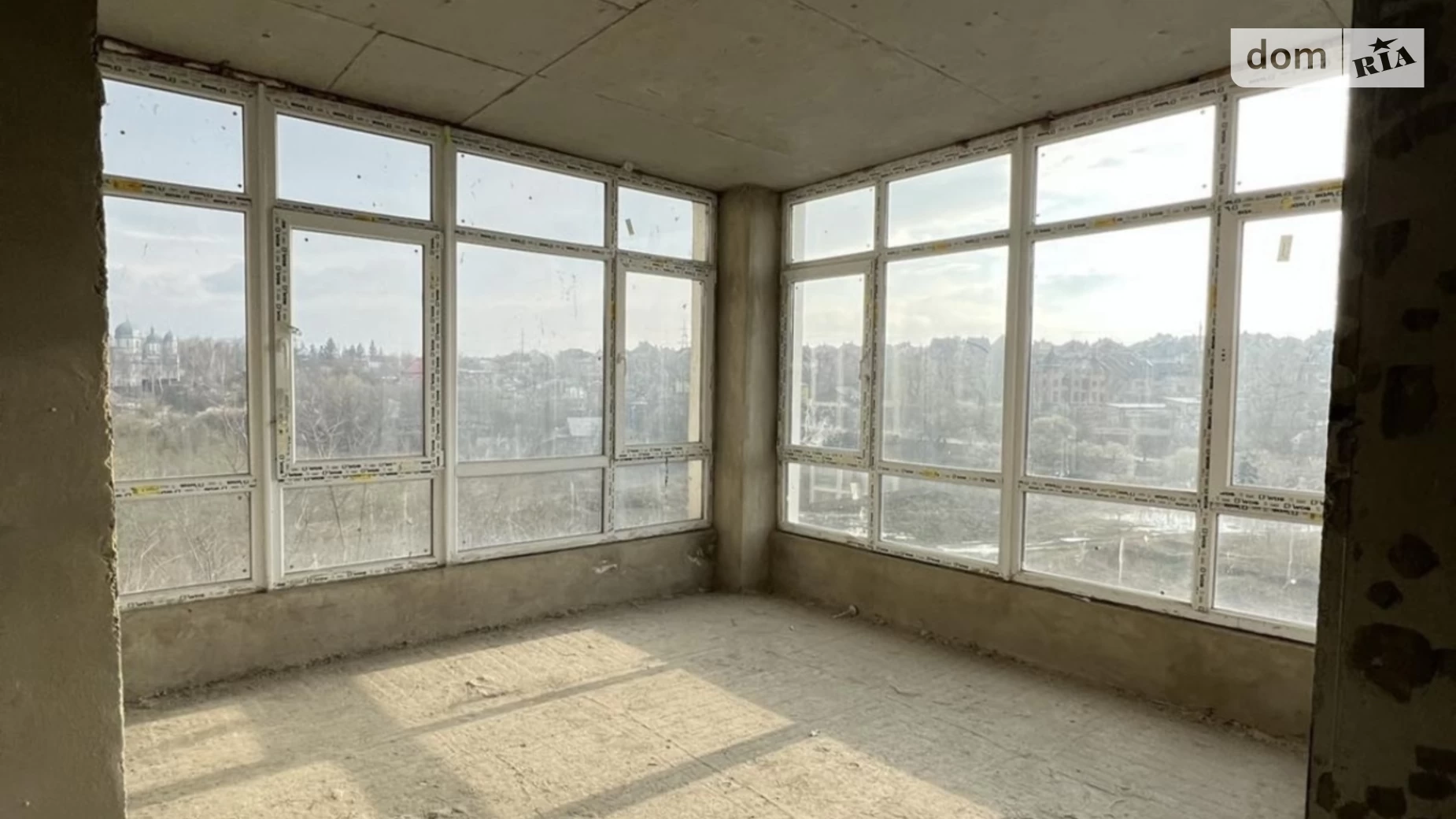 Продается 2-комнатная квартира 84 кв. м в Черновцах, ул. Героев Майдана, 111Д - фото 4