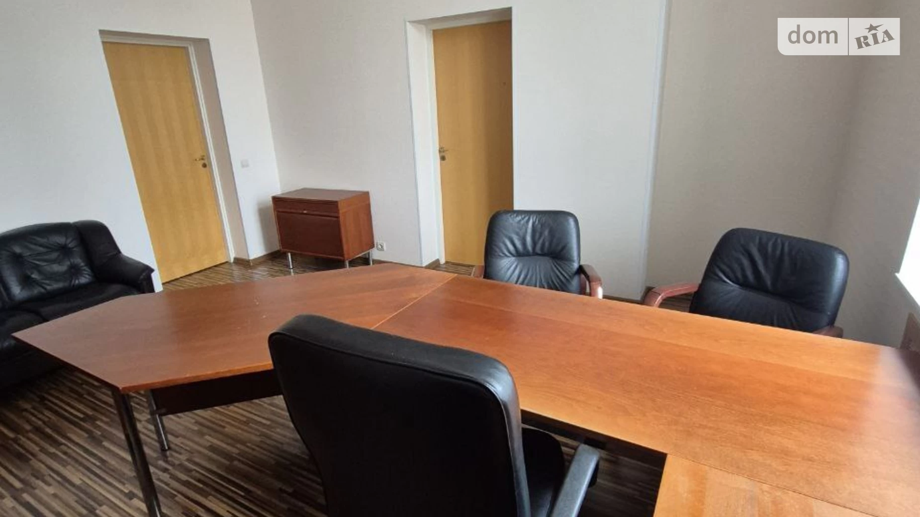 Сдается в аренду офис 110.6 кв. м в бизнес-центре, цена: 1100 $ - фото 2