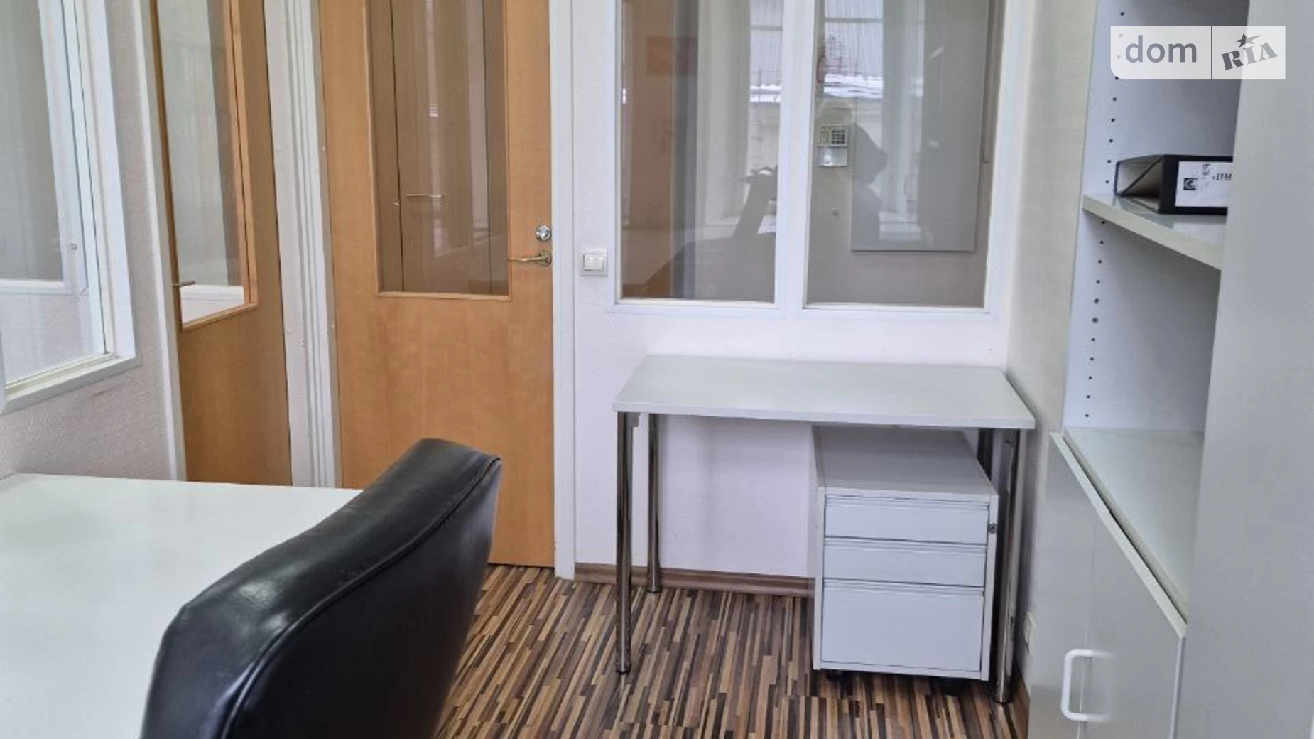 Сдается в аренду офис 110.6 кв. м в бизнес-центре, цена: 1100 $ - фото 5