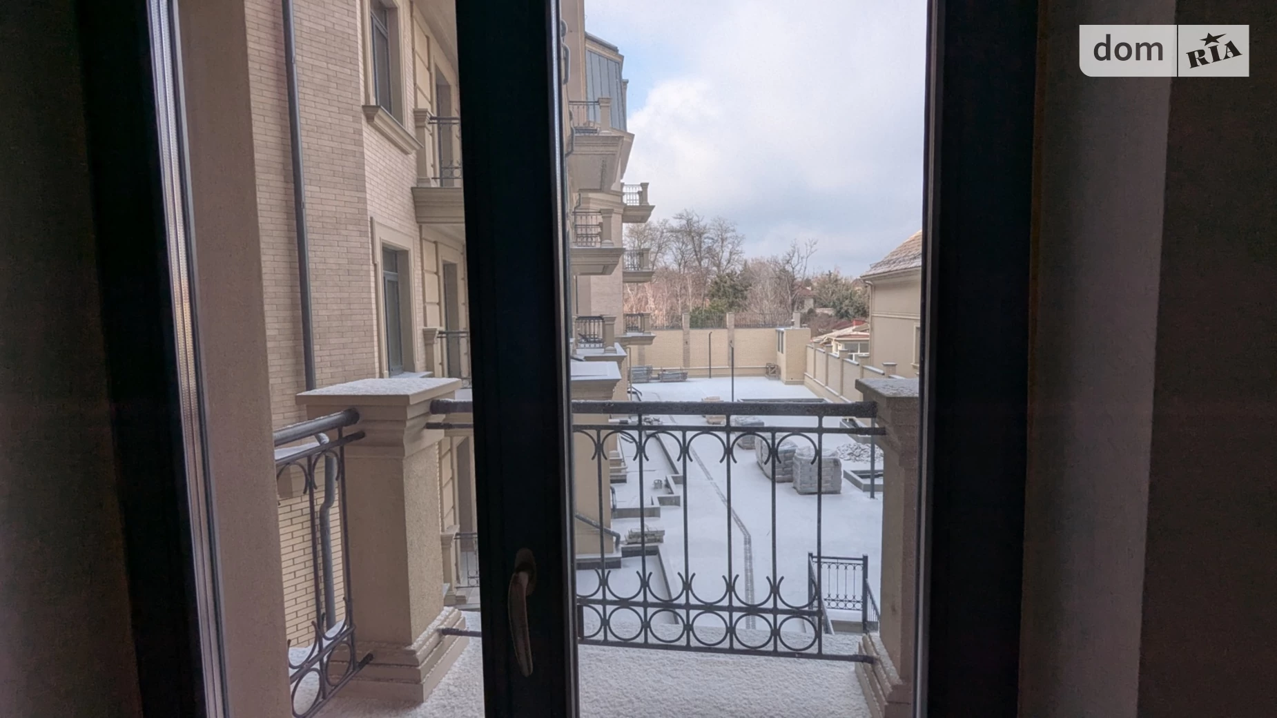 Продается 3-комнатная квартира 96.6 кв. м в Одессе, Фонтанская дор., 64/1 - фото 4