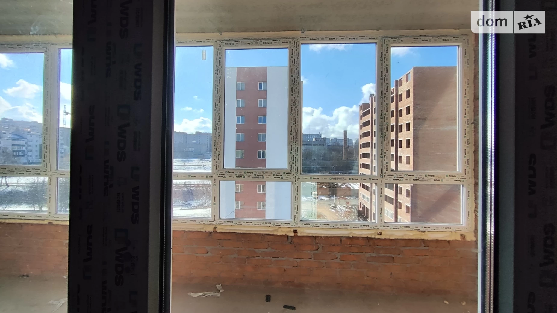 Продается 2-комнатная квартира 75 кв. м в Хмельницком, ул. Озерная, 6/1 - фото 2