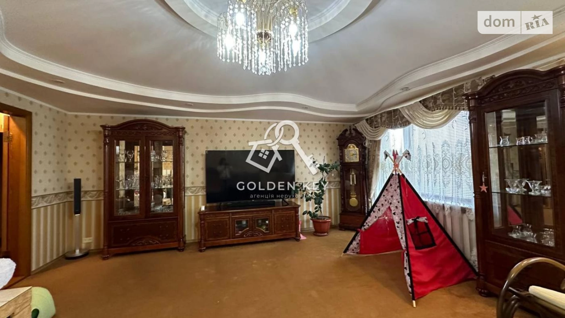 Продается дом на 3 этажа 379.2 кв. м с беседкой, цена: 155000 $ - фото 5
