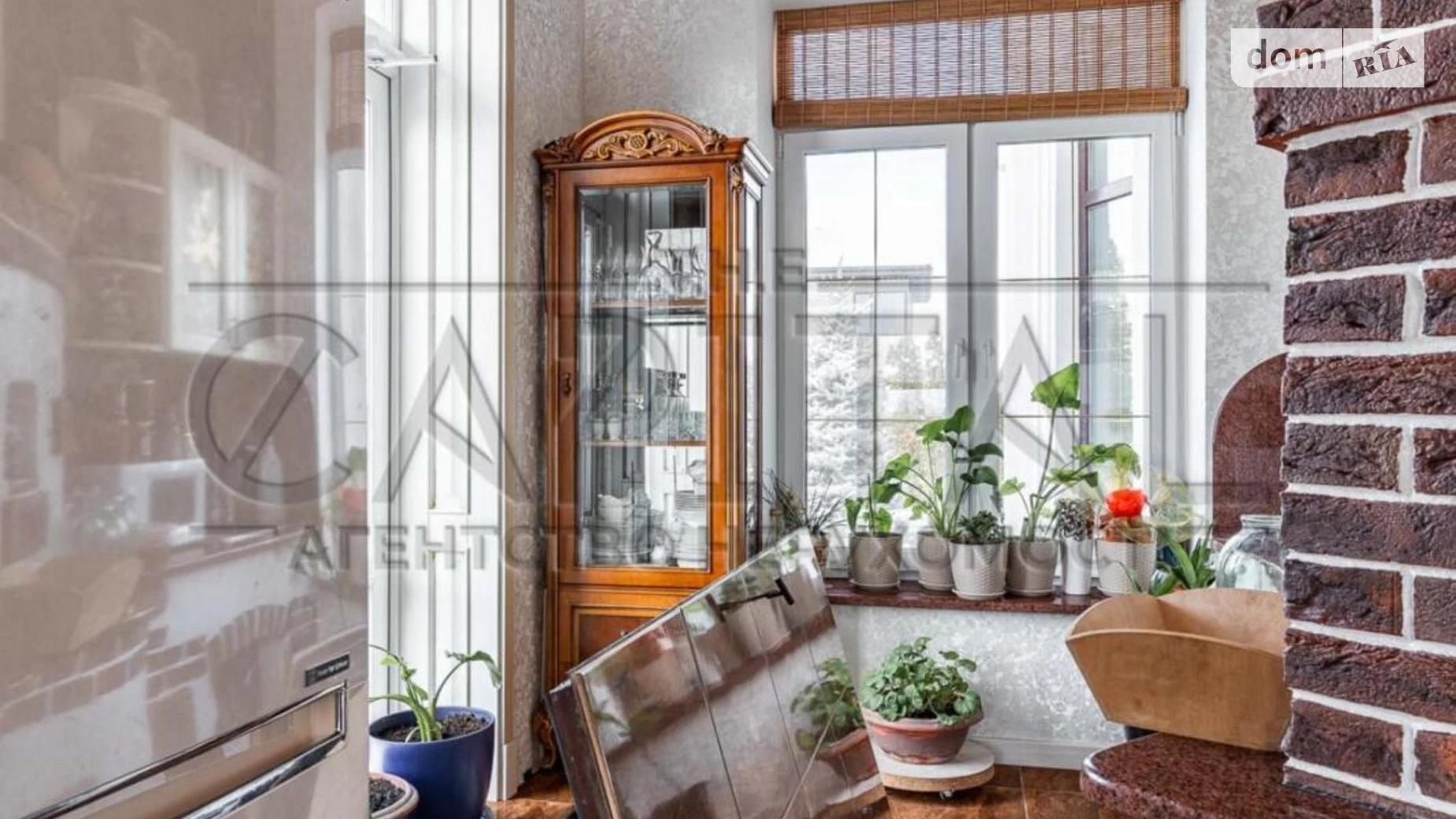 Продается дом на 2 этажа 360 кв. м с балконом, цена: 485000 $ - фото 4