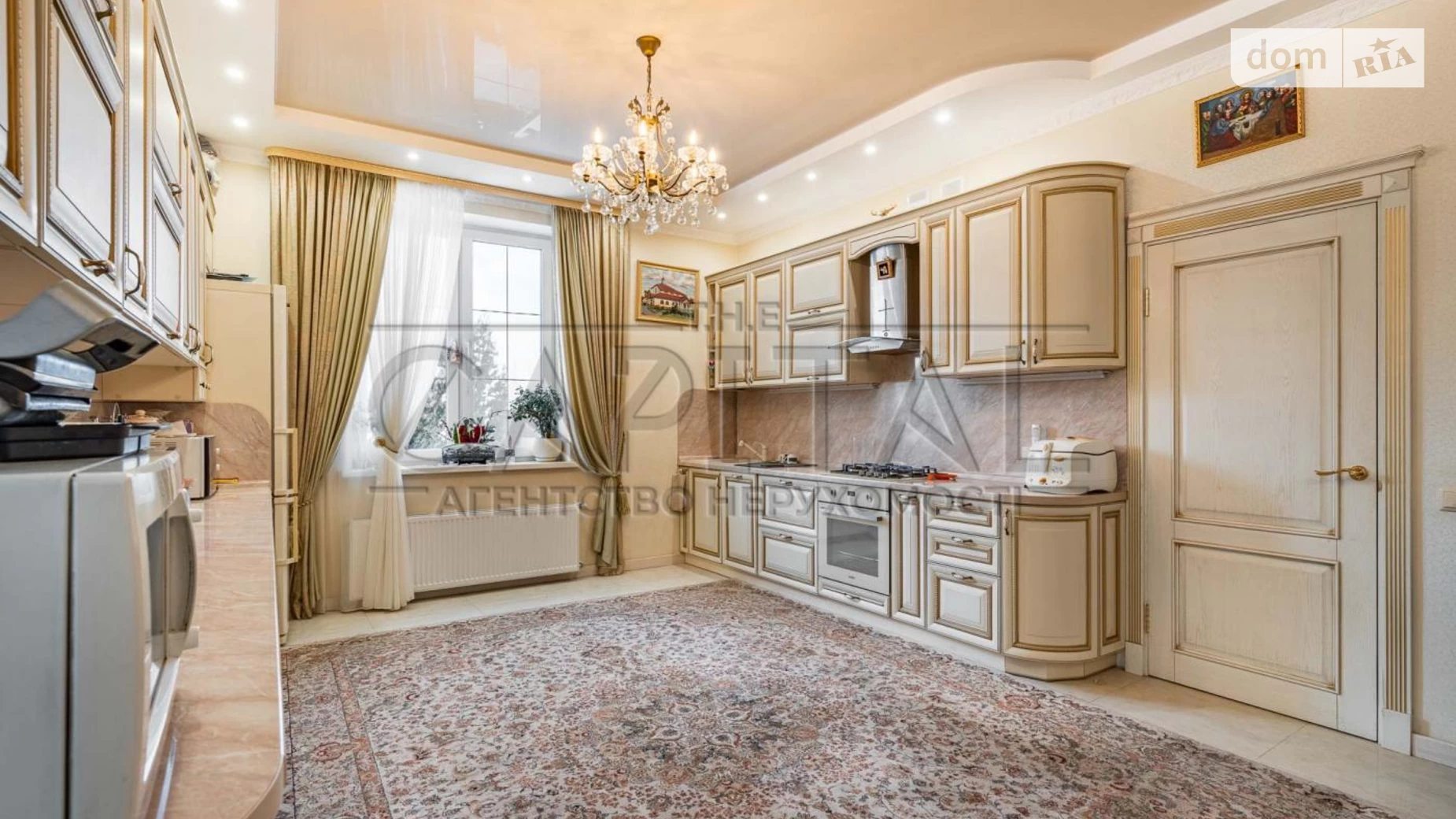 Продается дом на 2 этажа 360 кв. м с камином, цена: 495000 $ - фото 3