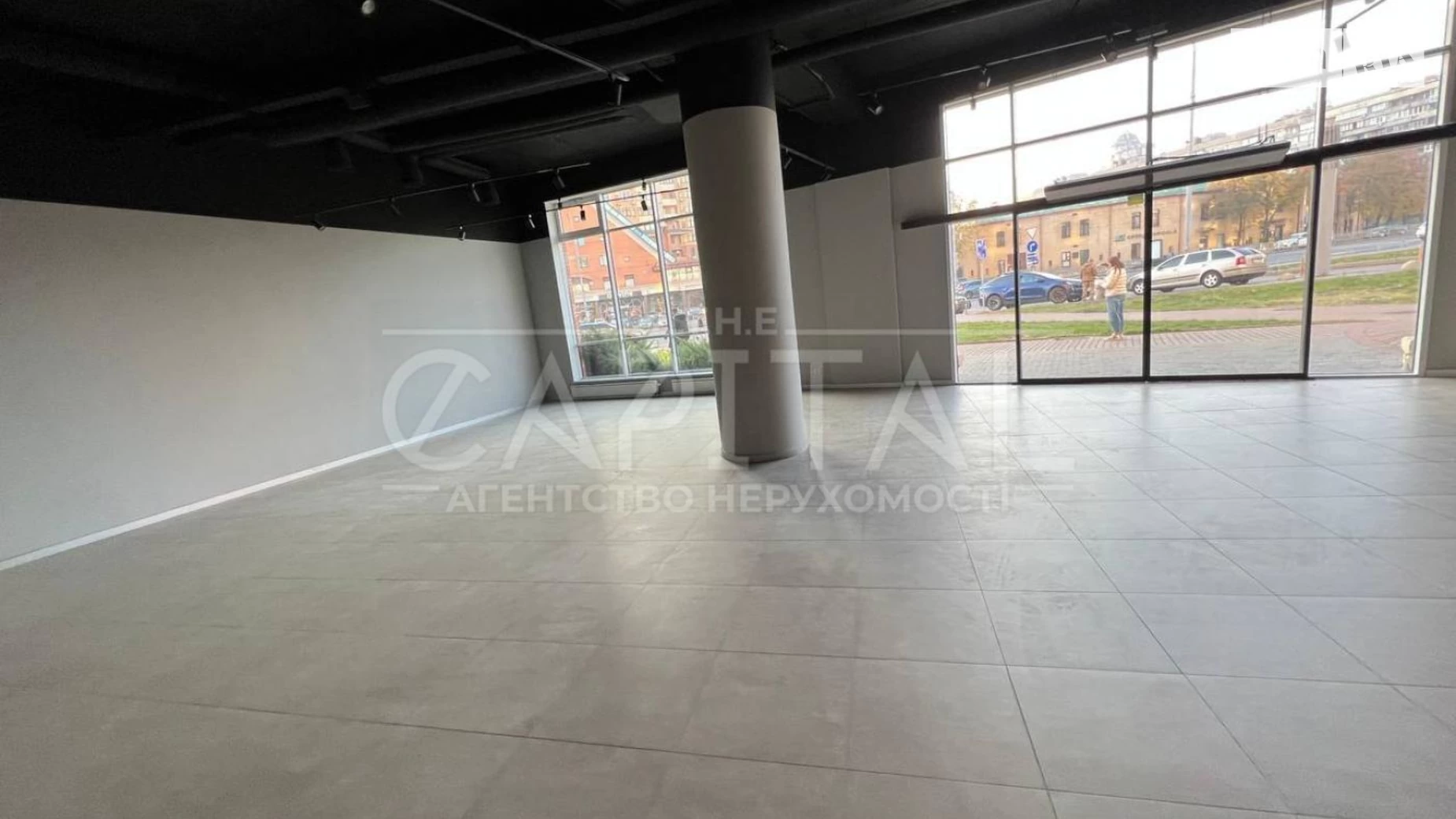 Здається в оренду офіс 158 кв. м в бізнес-центрі, цена: 4266 $ - фото 3