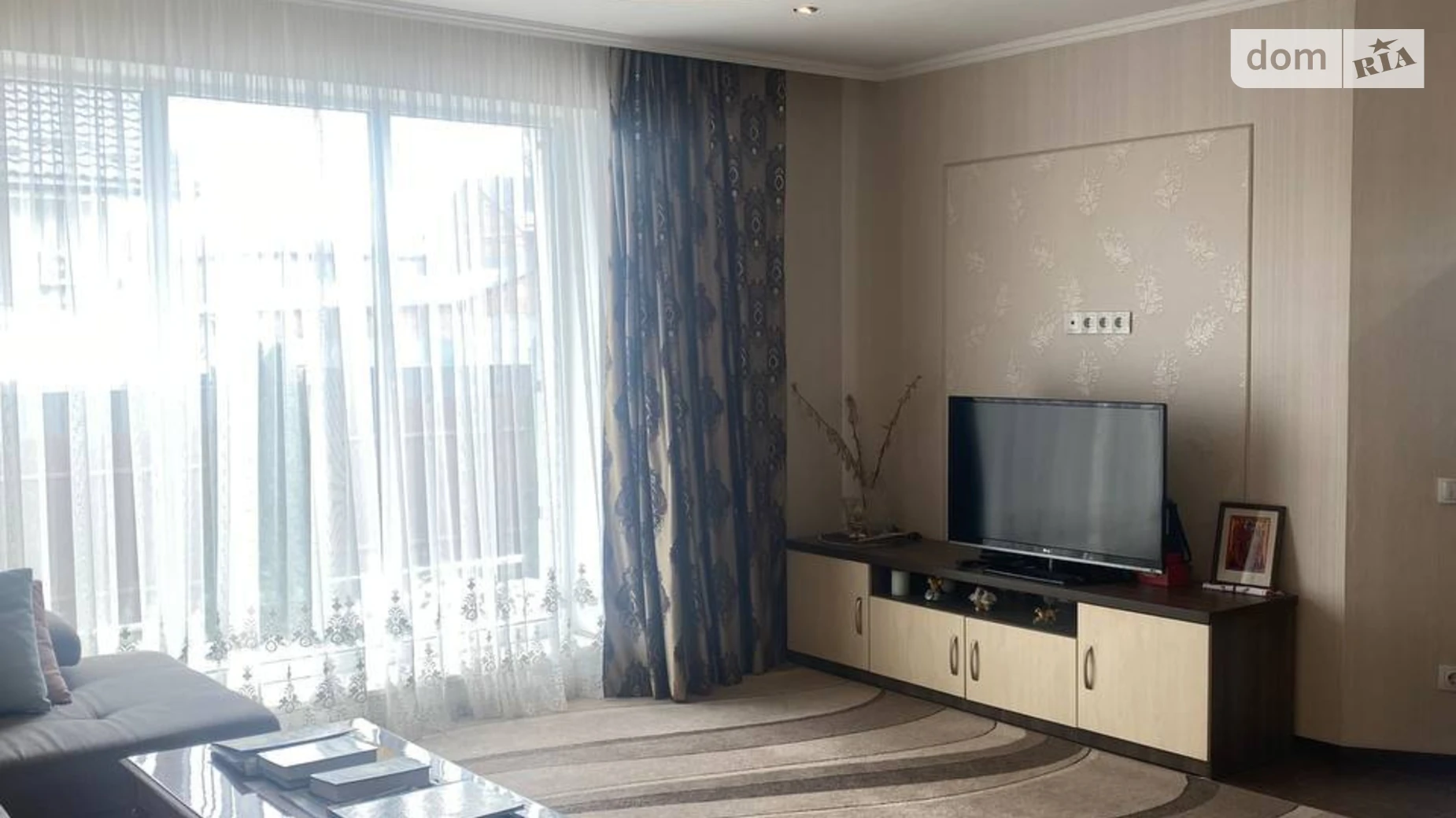 Продается дом на 2 этажа 135 кв. м с подвалом, цена: 200000 $ - фото 2