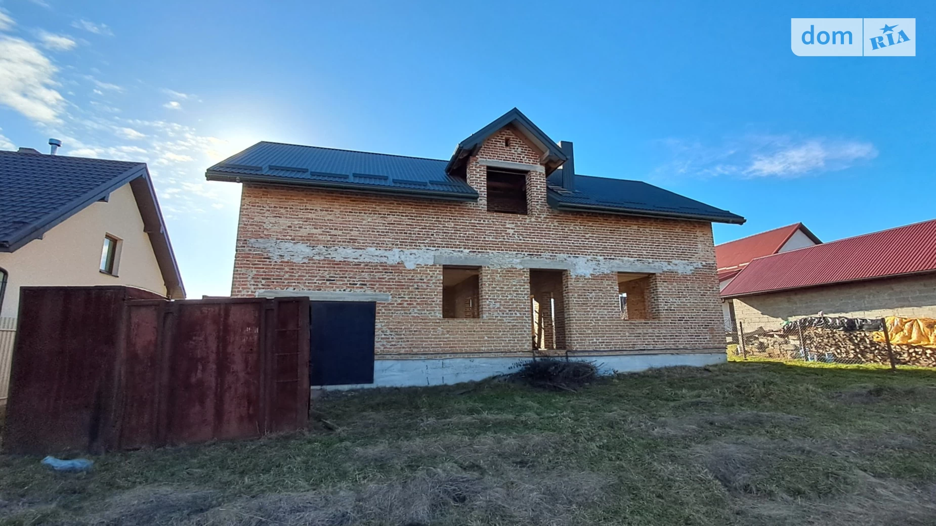 Продается дом на 2 этажа 202 кв. м с гаражом, цена: 73000 $ - фото 3