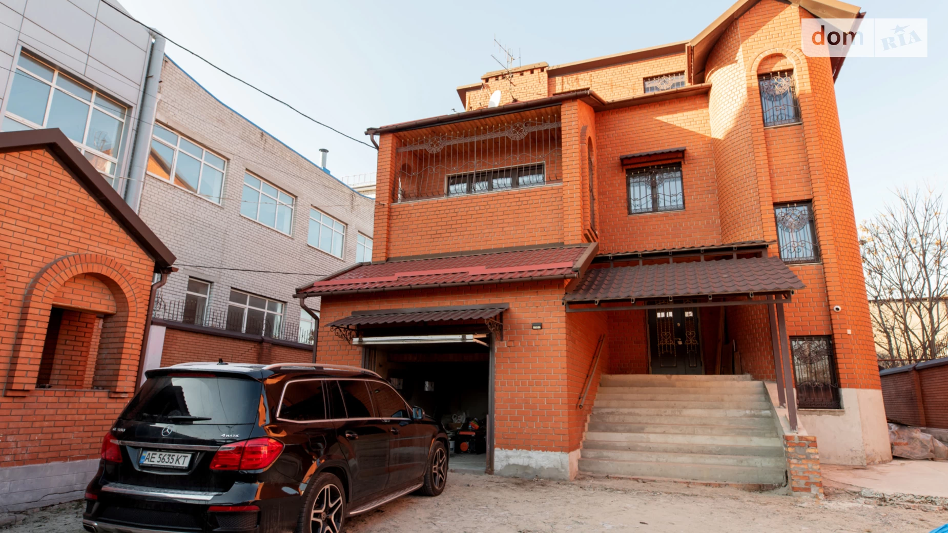 Продається будинок 3 поверховий 489.1 кв. м з банею/сауною, цена: 600000 $ - фото 2