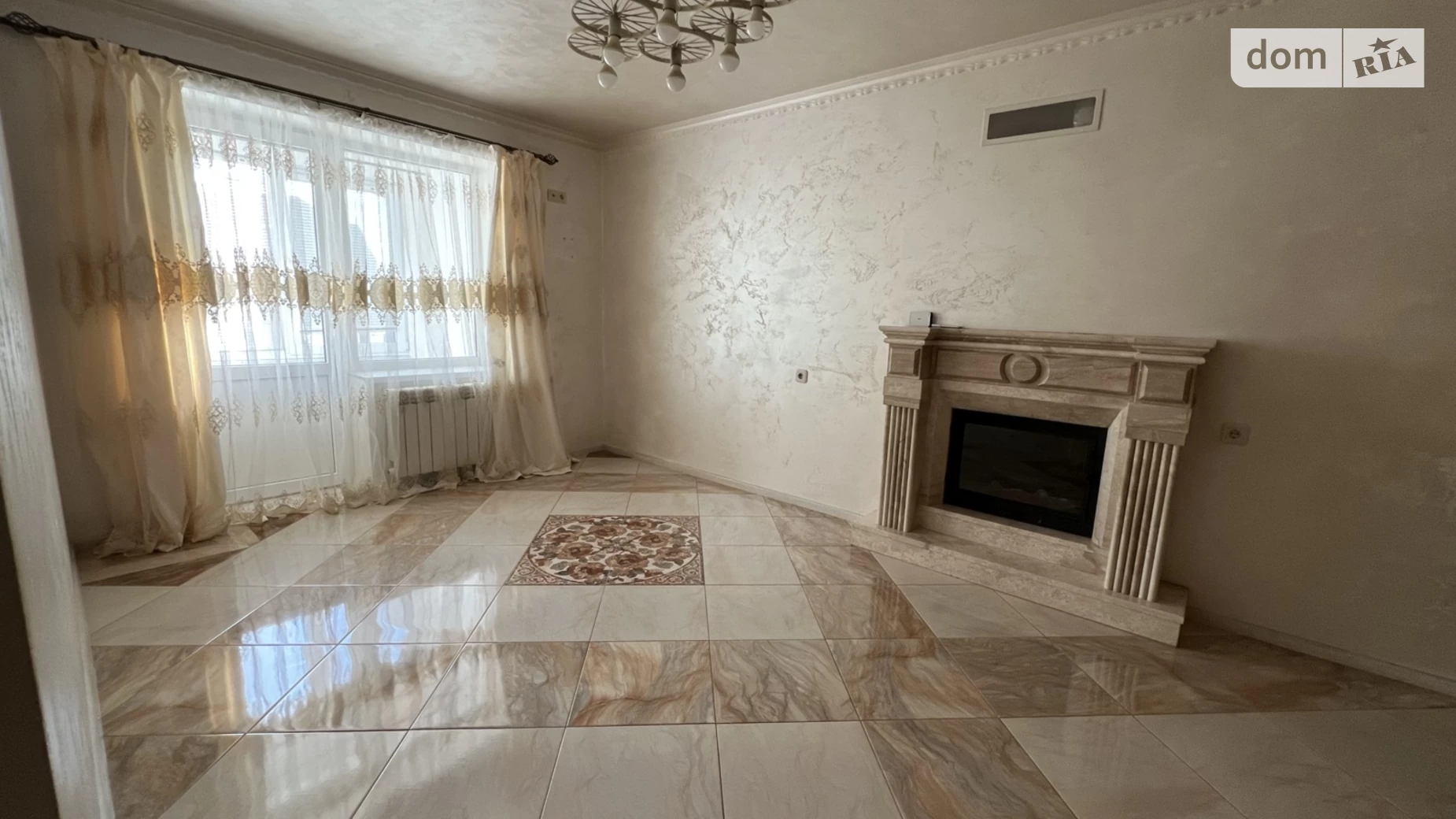 Продается 4-комнатная квартира 128.7 кв. м в Ужгороде, цена: 118000 $ - фото 4