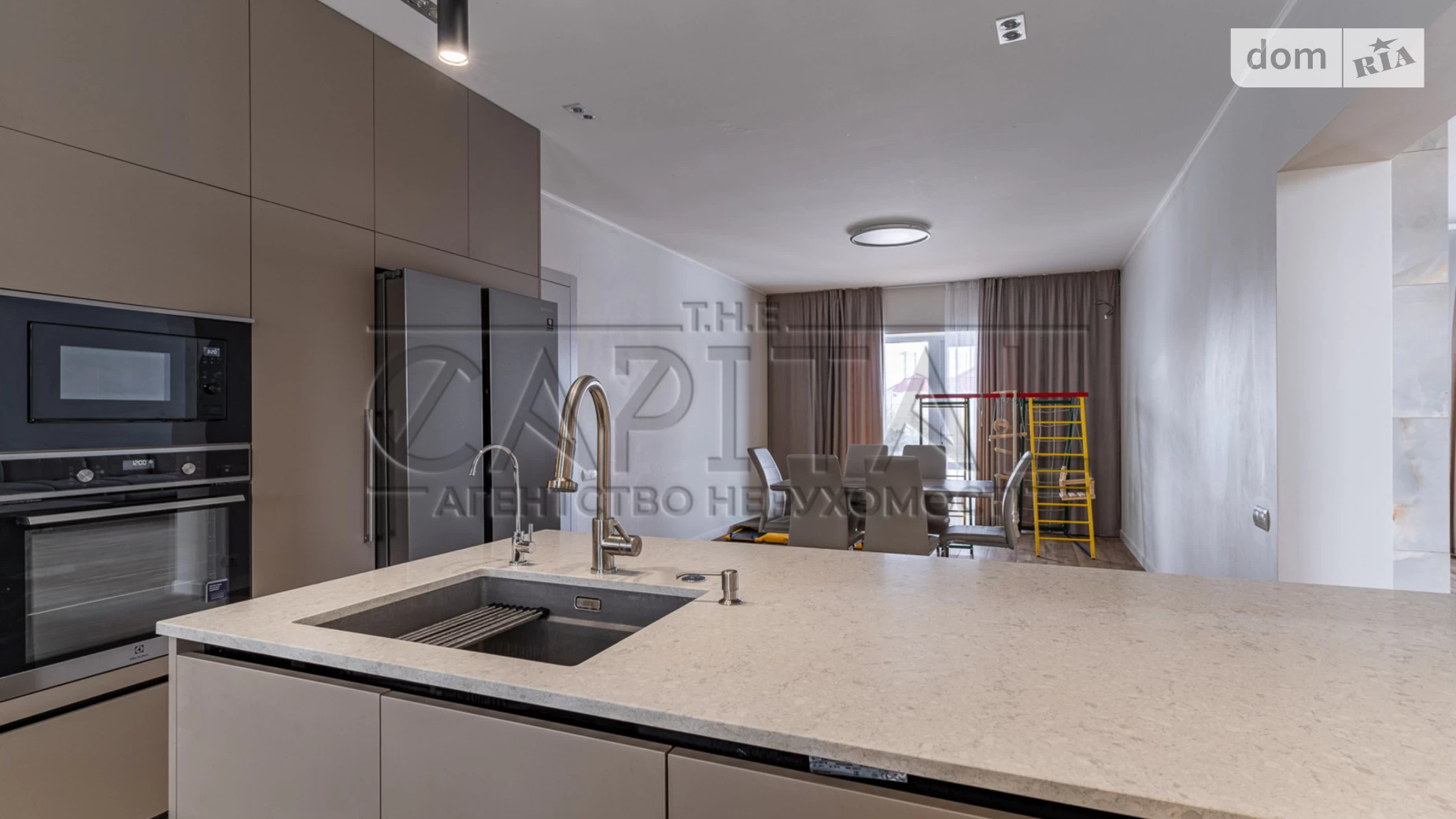 Продается дом на 2 этажа 220 кв. м с баней/сауной, цена: 170000 $ - фото 3
