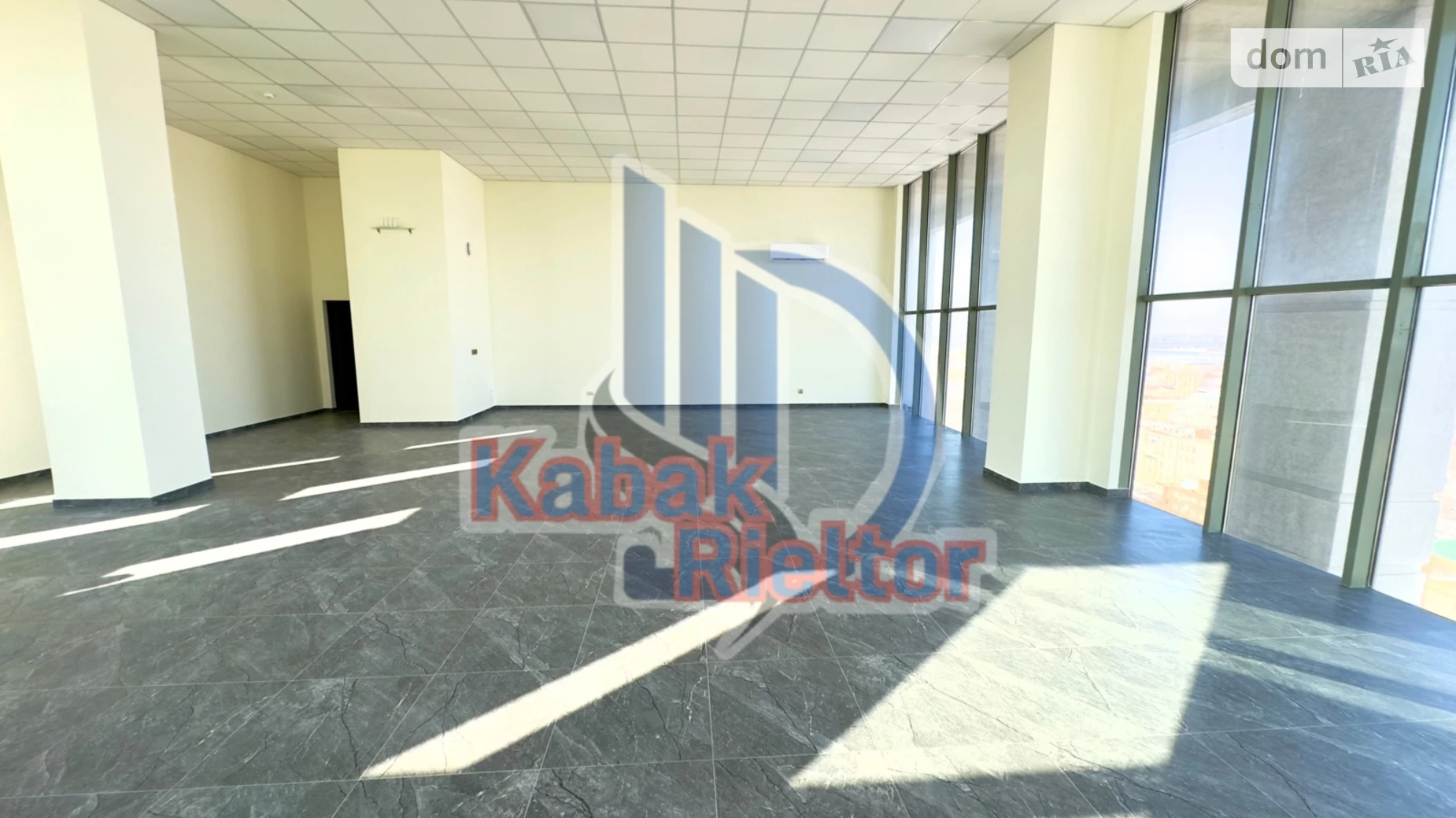 Сдается в аренду офис 170 кв. м в бизнес-центре, цена: 1700 $ - фото 3