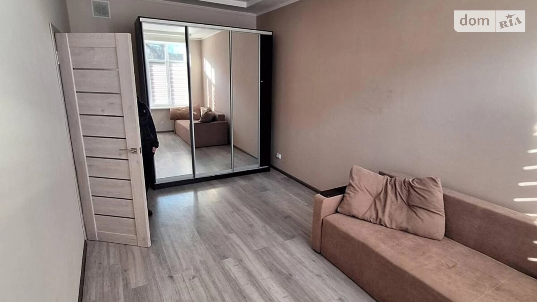 Продається 2-кімнатна квартира 46.5 кв. м у Дубно, цена: 47500 $ - фото 2