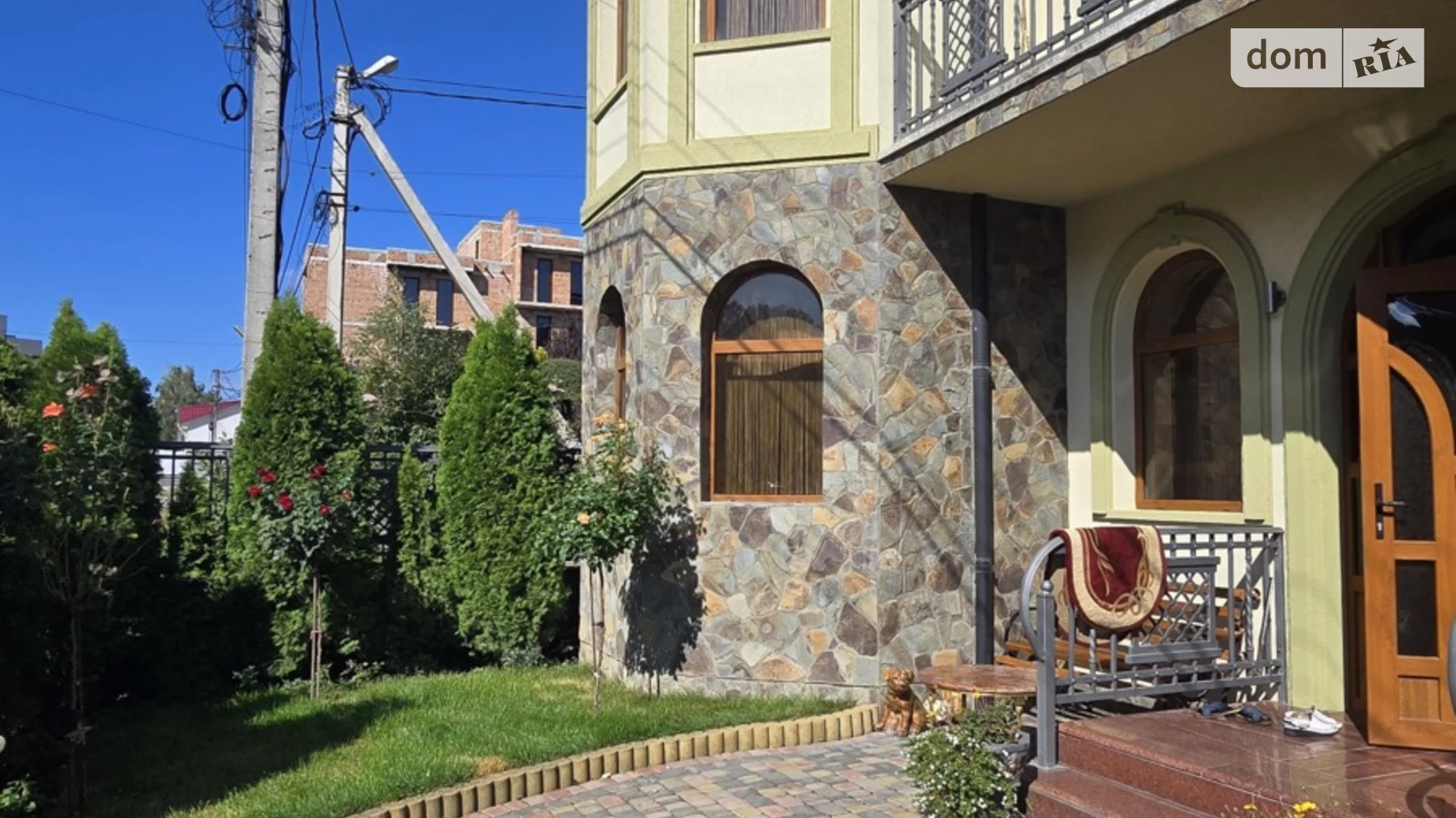 Продается дом на 2 этажа 230 кв. м с террасой, цена: 180000 $ - фото 2