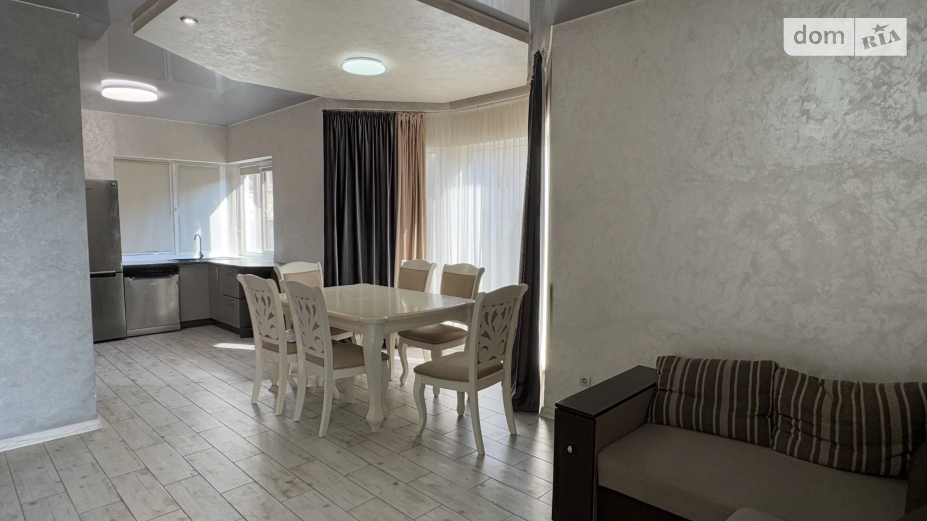 Продается дом на 2 этажа 141.5 кв. м с гаражом, цена: 163000 $ - фото 3
