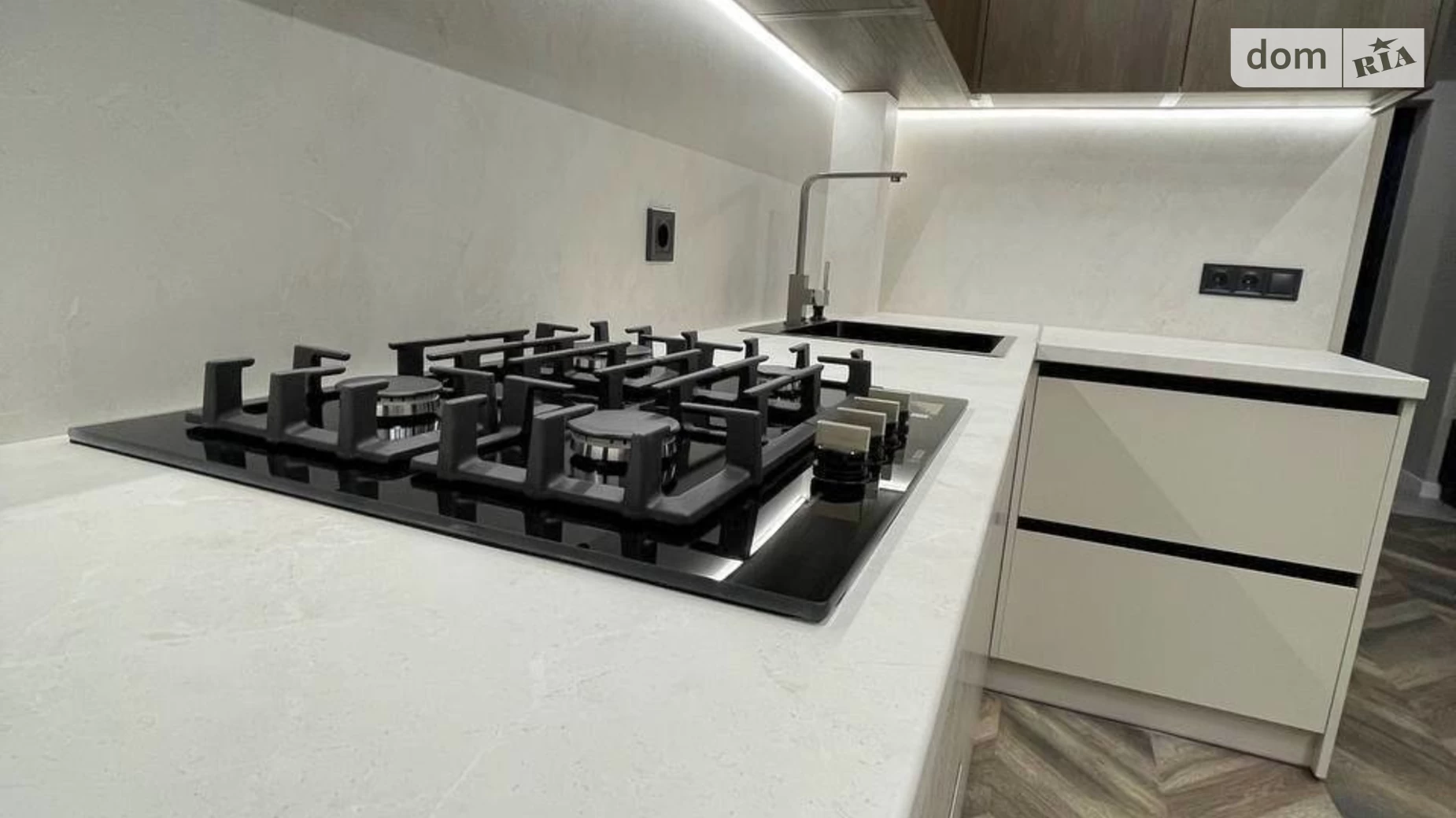 Продается 2-комнатная квартира 61.1 кв. м в Сокольниках, цена: 138000 $ - фото 3