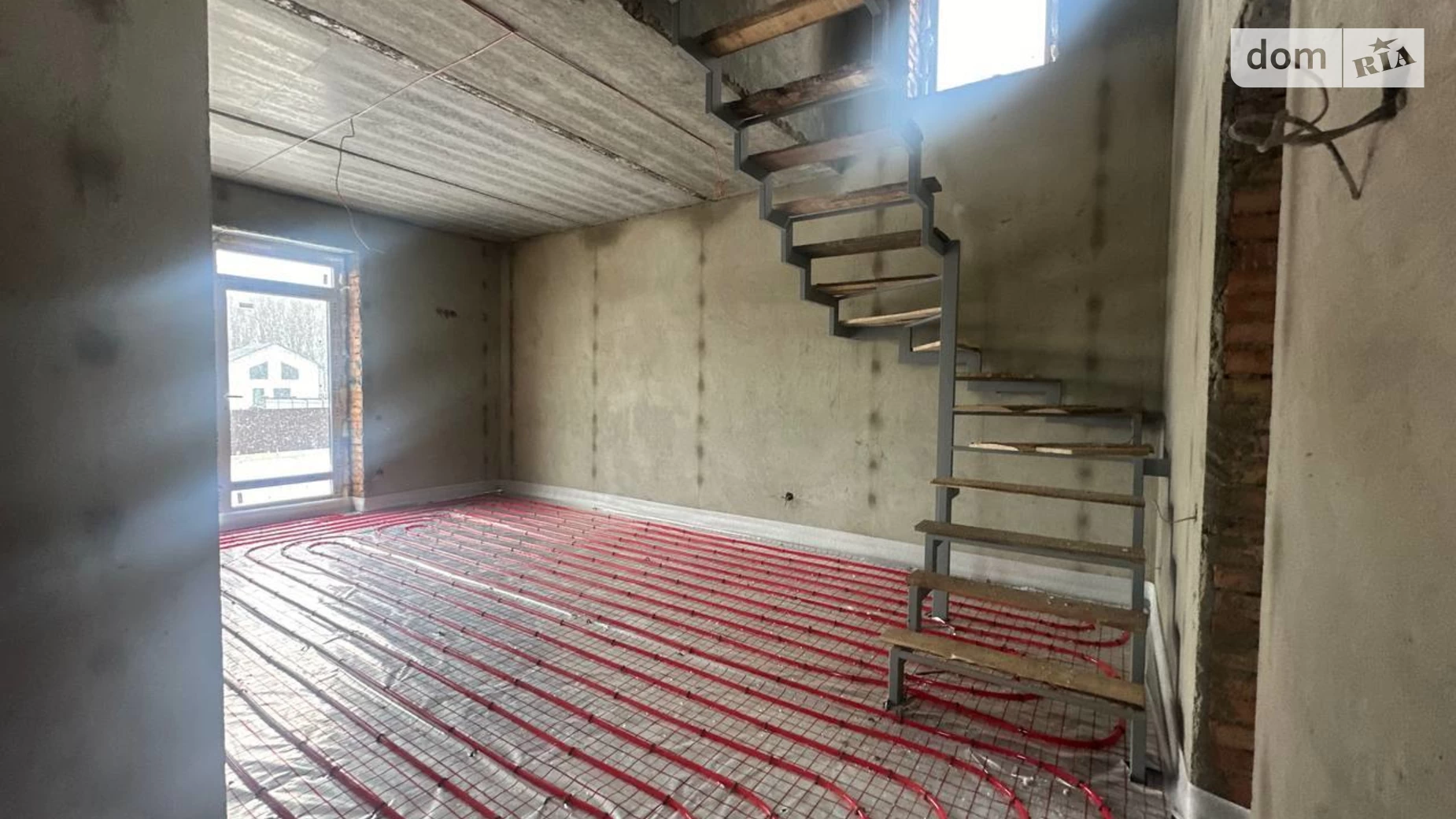 Продается дом на 2 этажа 120 кв. м с балконом, цена: 93000 $ - фото 4