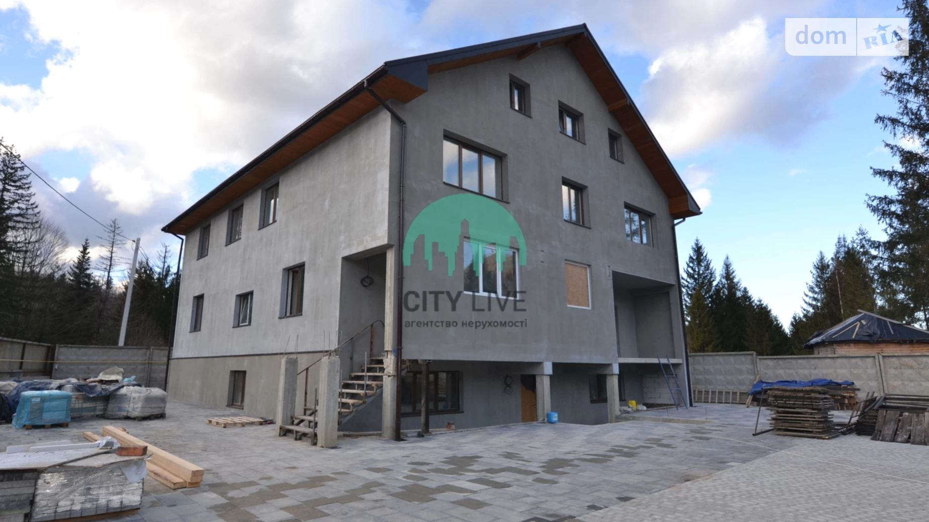 Продается дом на 3 этажа 500 кв. м с балконом, цена: 580000 $ - фото 2
