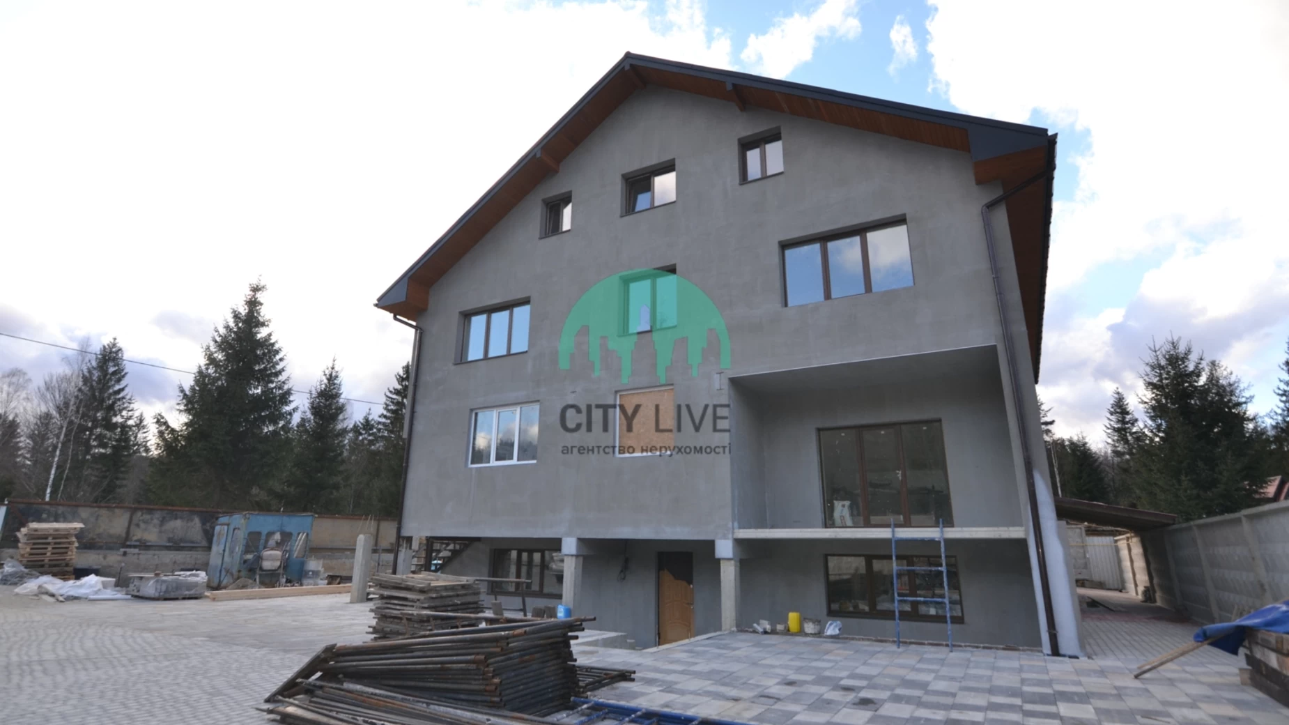 Продается дом на 3 этажа 500 кв. м с балконом, цена: 580000 $ - фото 3