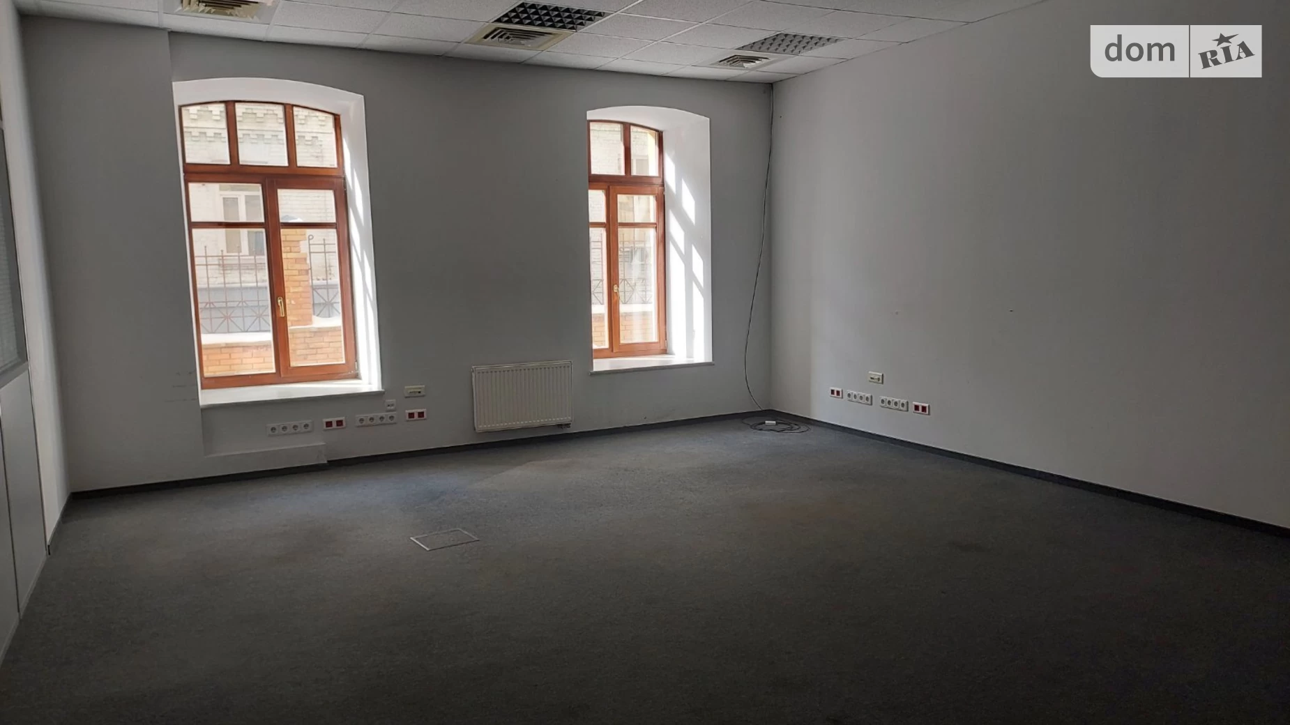 Сдается в аренду офис 234 кв. м в бизнес-центре, цена: 3630 $ - фото 3